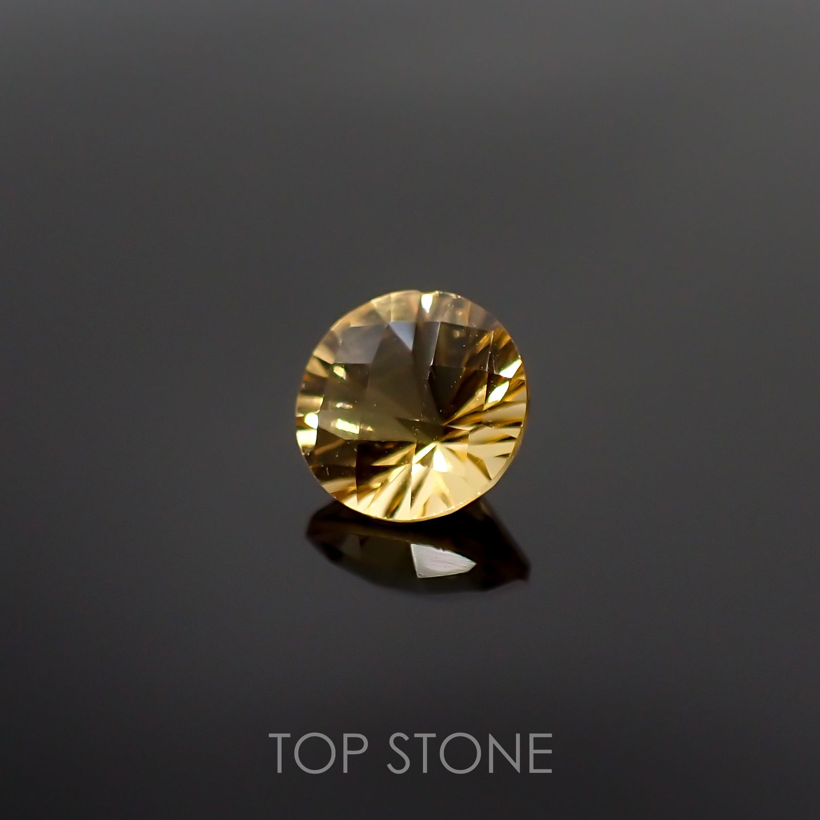 ◇チェッカーコンケーブカット◇シトリン(宝石名シトリン) ブラジル産 1.16ct 識別済[210913023]7×7mm前後