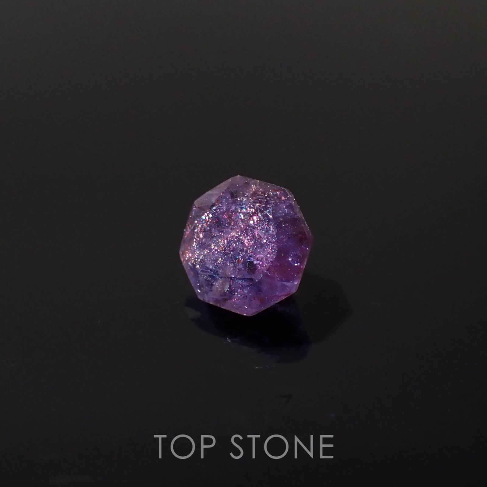 ◇オクタゴンカット◇ブラッドショットアイオライト インド産 0.92ct[230320942]6.1x6mm前後