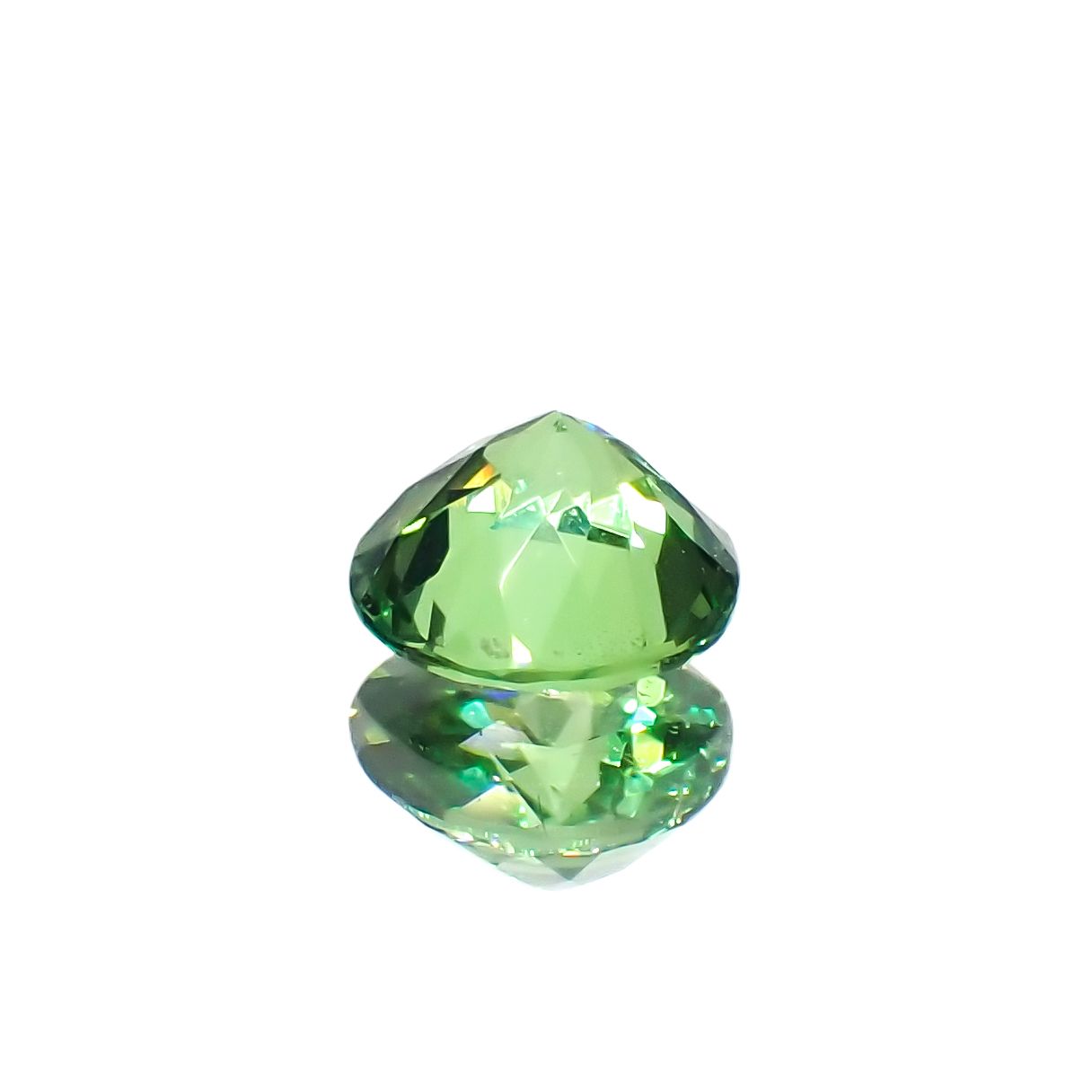 ツァボライト タンザニア産 0.47ct[231023562]4.8x4.7mm前後