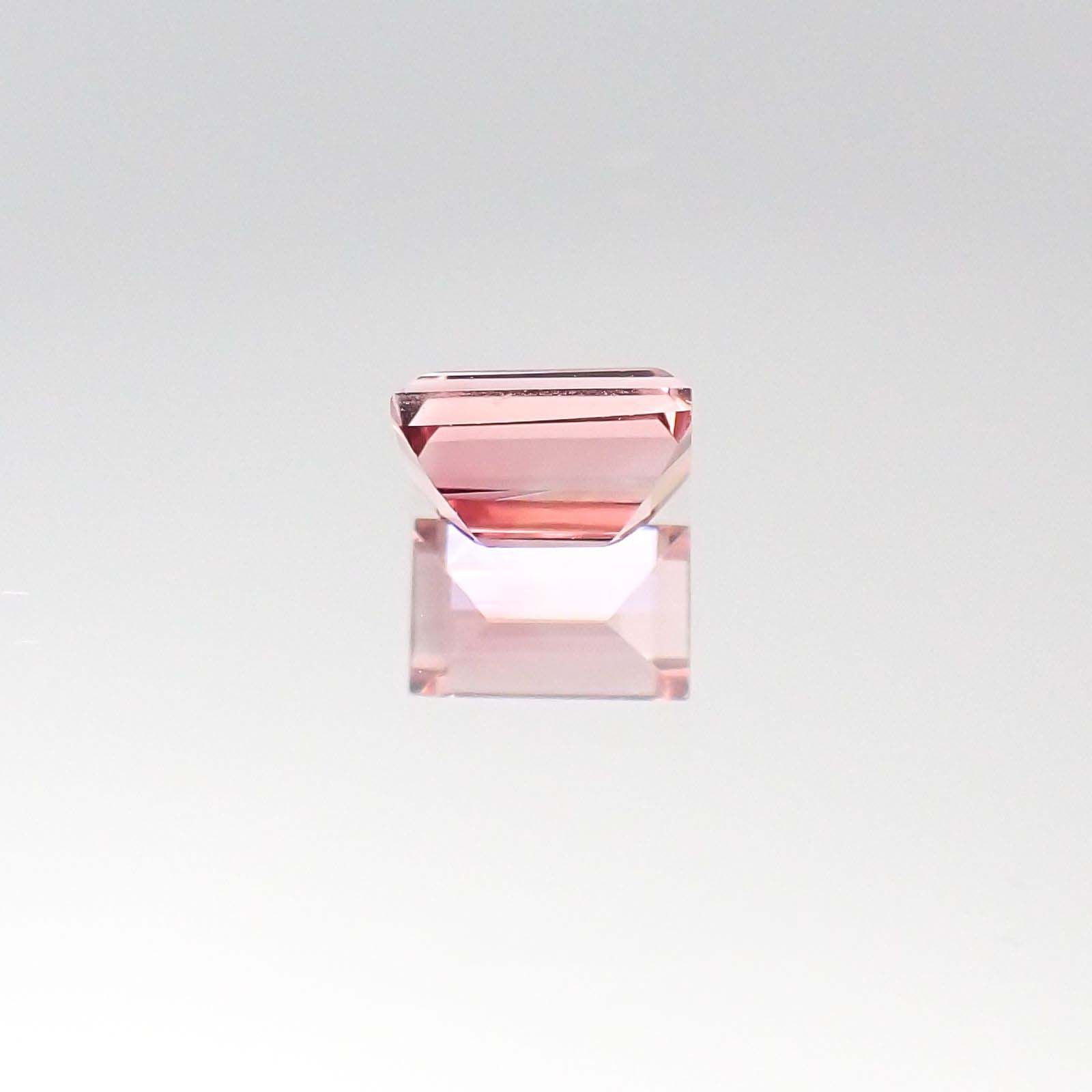 ピンクトルマリン(宝石名ピンク・トルマリン)ブラジル産 0.41ct 識別済[230722943]5x3.1mm前後