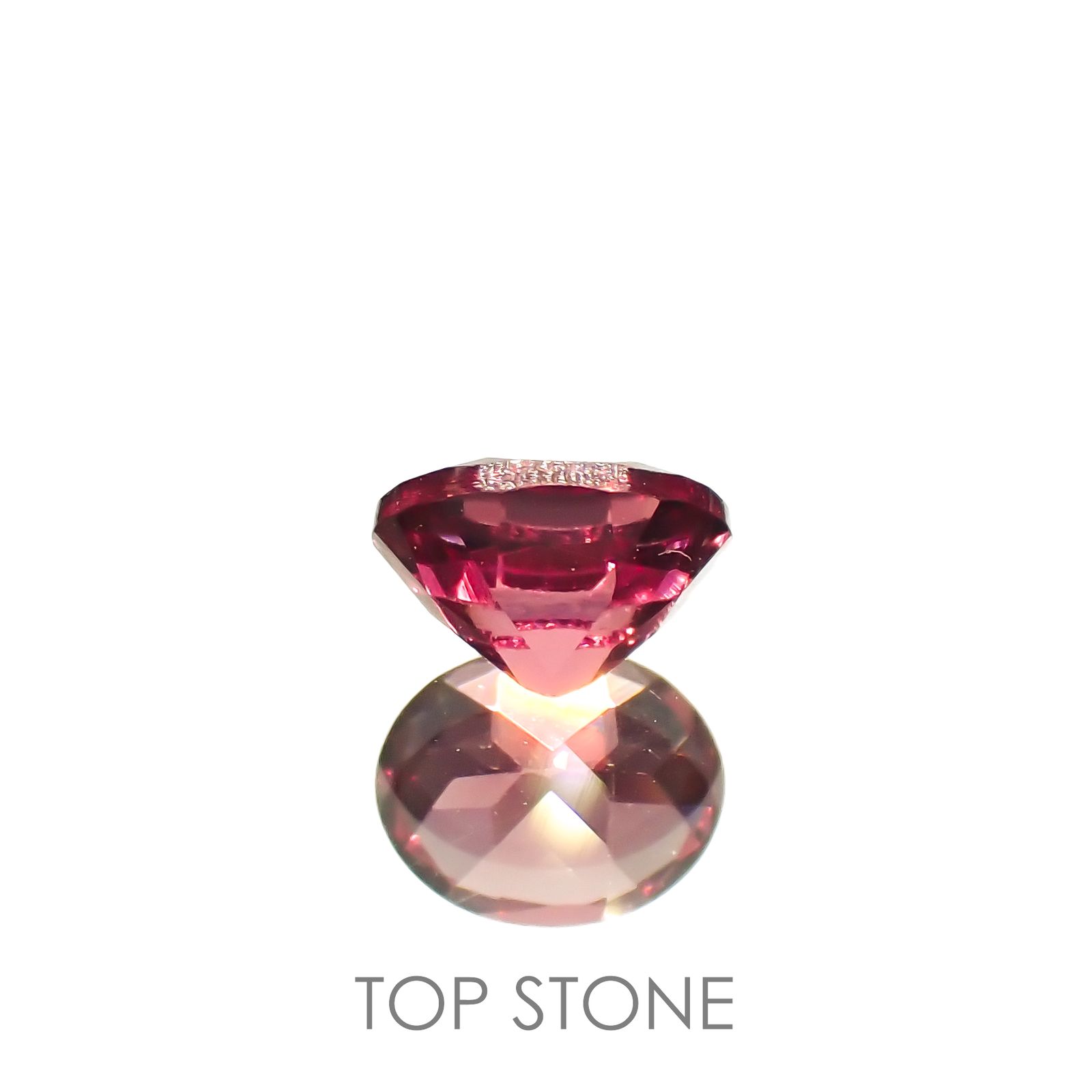 カラーシフトマラヤガーネット タンザニア産 0.42ct[230120281]4.8x3.8mm前後
