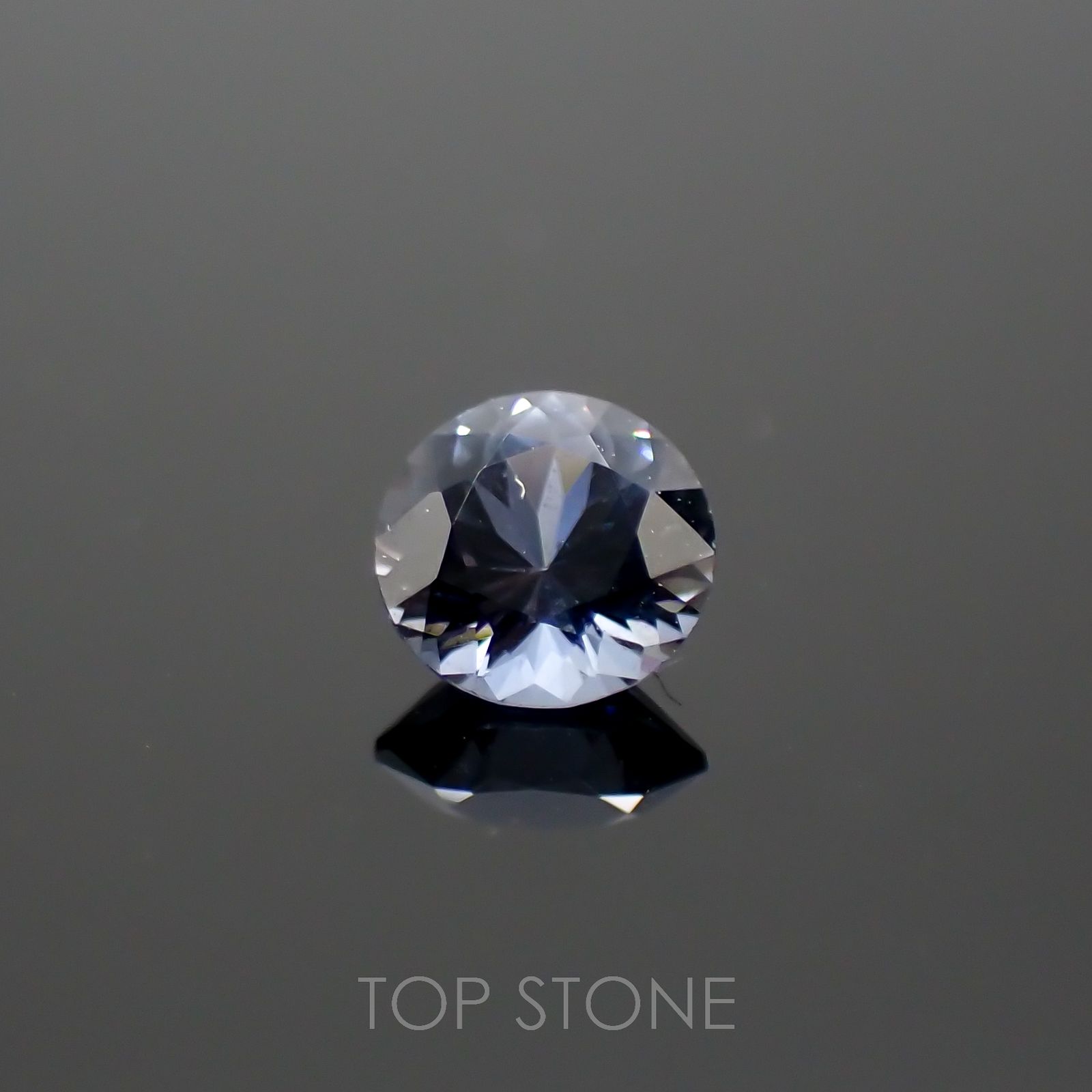 グレイッシュブルースピネル(宝石名スピネル)ビルマ/マダガスカル産 0.24ct 識別済[220817444]3.9x3.9mm前後