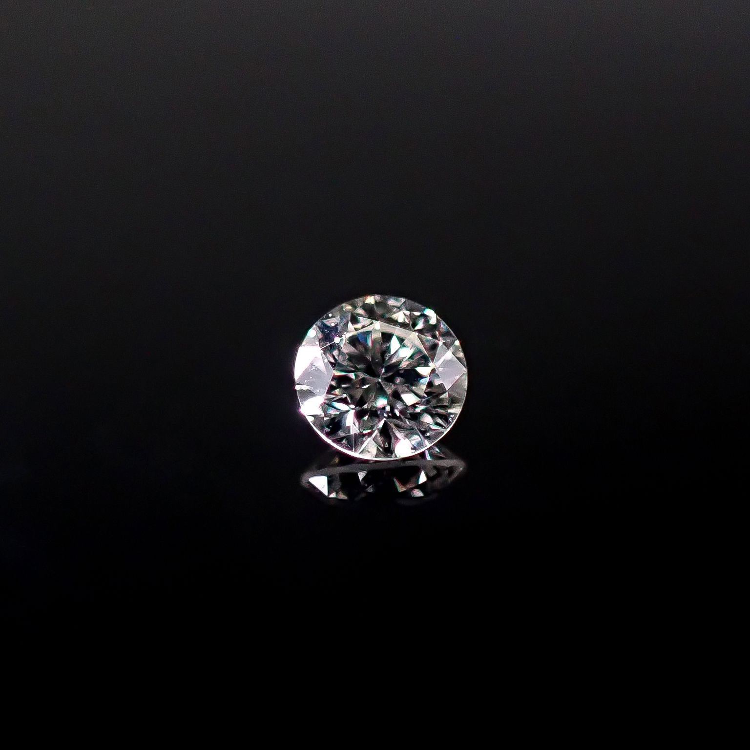 ダイヤモンド SI1-VS ハート&キューピッド 0.044ct / 2.2x2.2mm前後 [251031183]