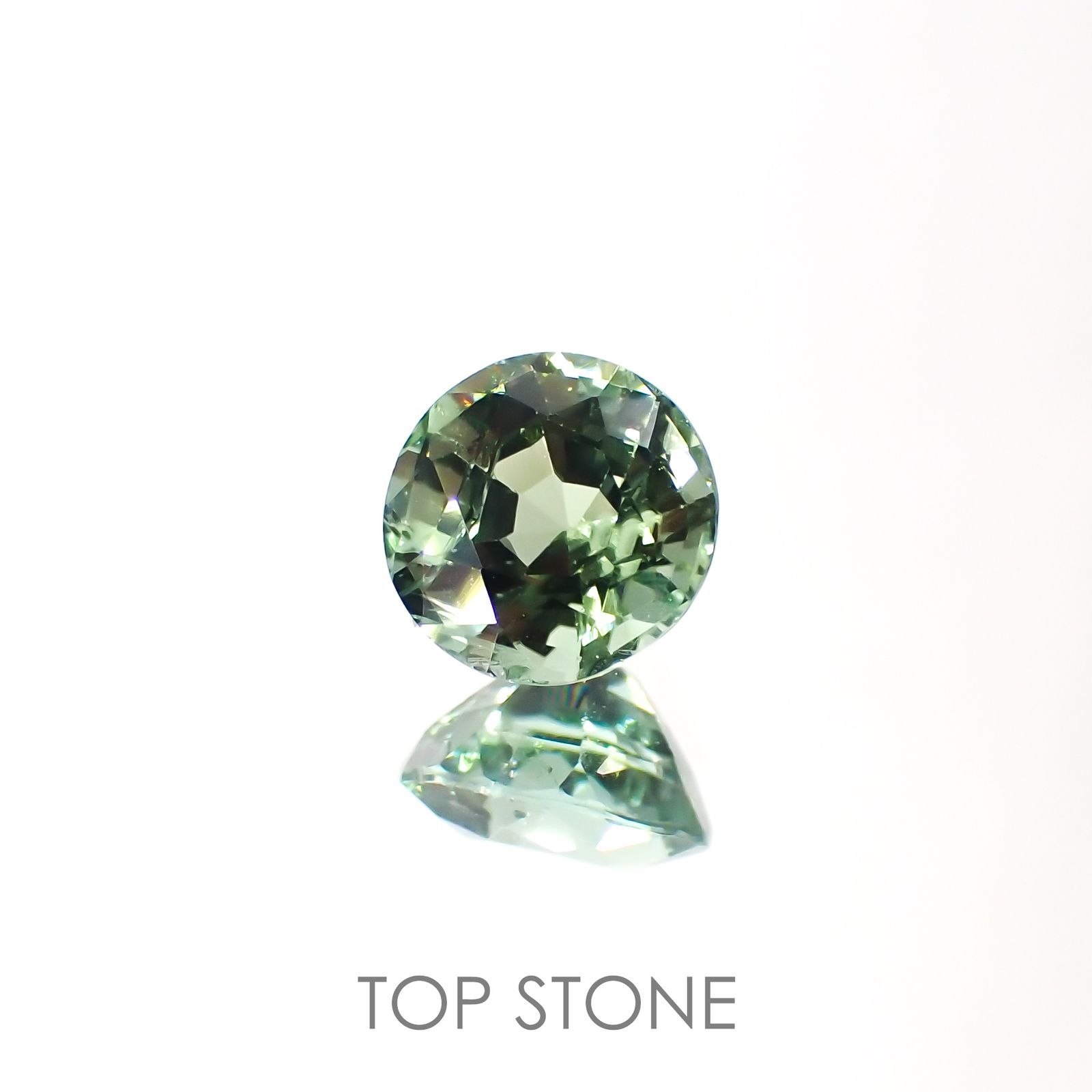 ミントトルマリン(宝石名グリーン・トルマリン) アフガニスタン産 0.80ct 識別済[211013612]5.8×5.8mm前後