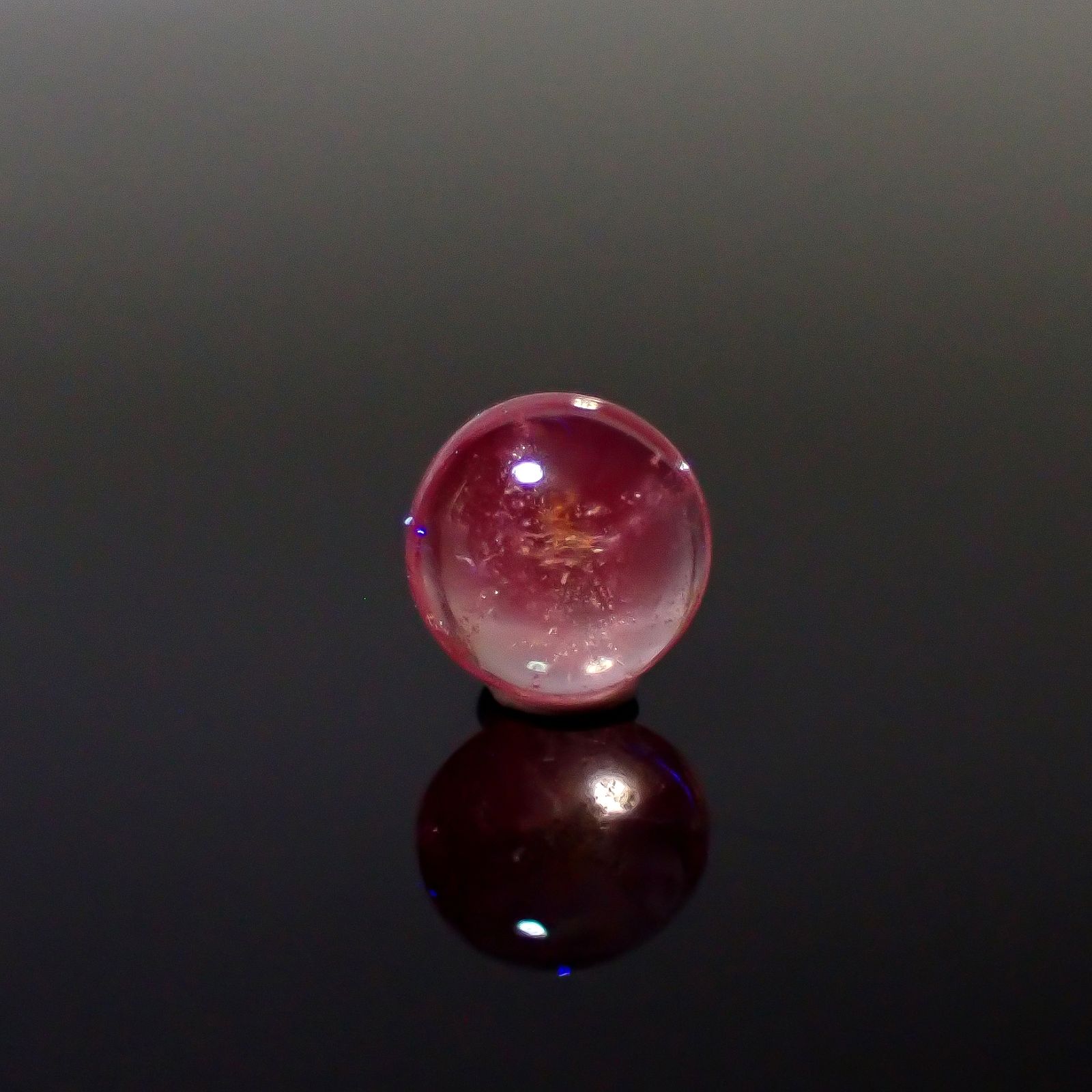 ピンクスピネル(宝石名スピネル)ビルマ産 1.23ct 識別済[250530340]6.3x6.3mm前後