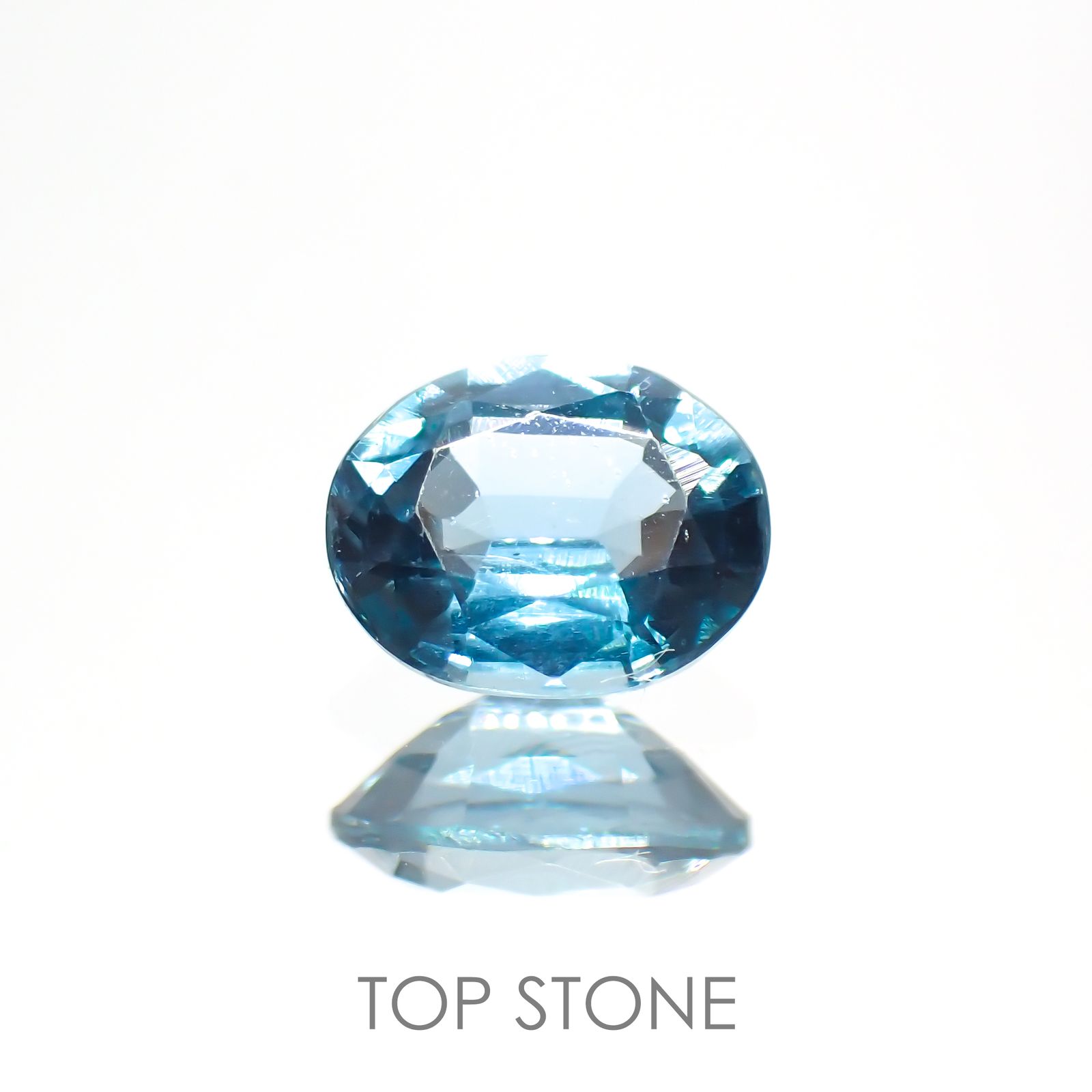 オーシャンブルーカイヤナイト(宝石名カイヤナイト) インド・オリッサ州産 0.40ct 識別済[210812357]5×4mm前後