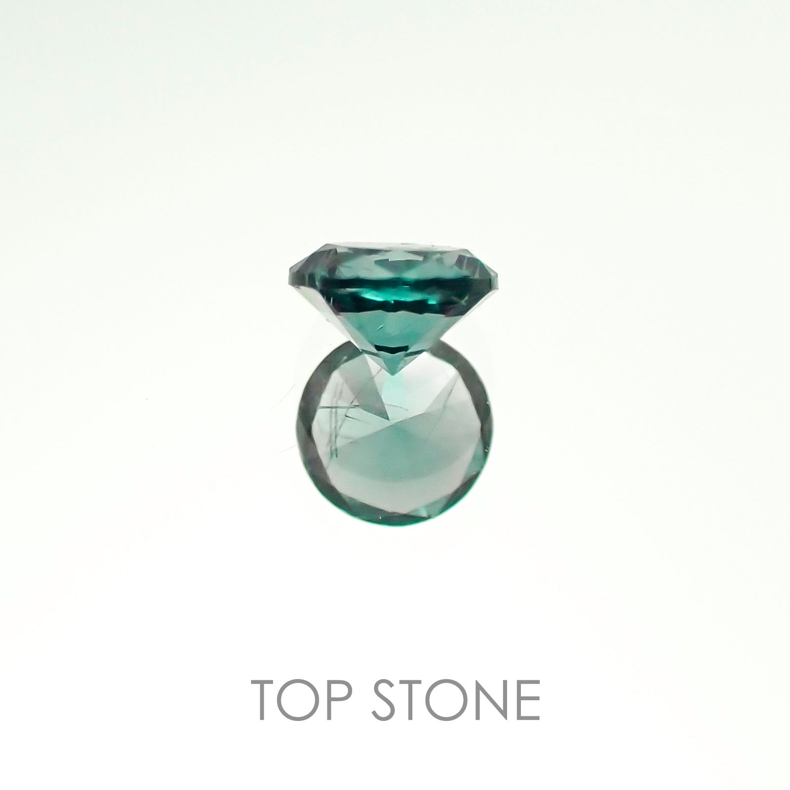 カラーチェンジガーネット(アレキタイプ) マダガスカル・ベキリー産 ルース 0.217ct[20106633]3.5×3.5mm前後