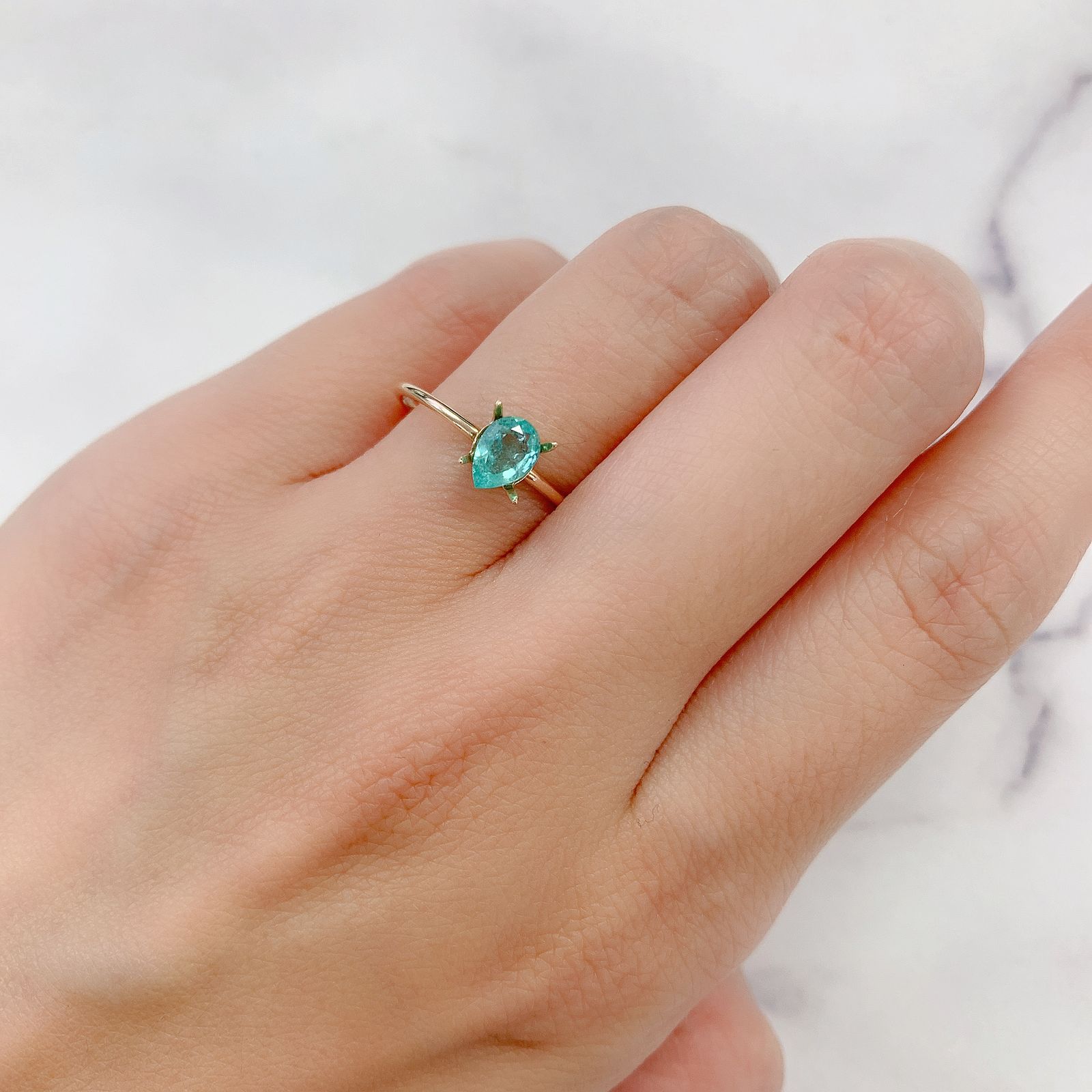 パライバトルマリン(宝石名トルマリン/別名パライバ・トルマリン) ブラジル・キントス鉱山産 0.339ct ソ付(宝貴協)[210711760]6.0×4.2mm前後