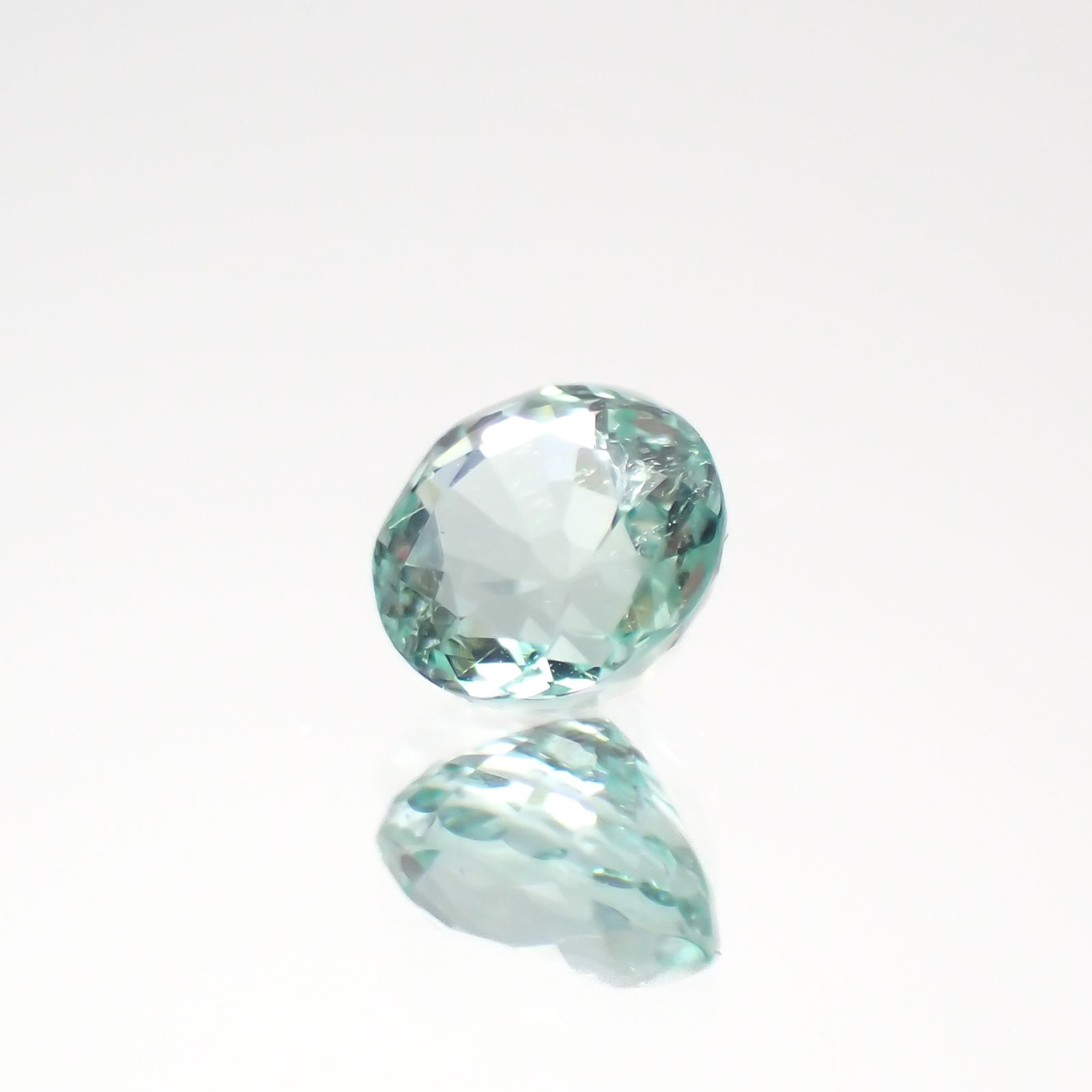 パステルカラーエメラルド コロンビア産 0.35ct[230421727]4.4x4.4mm前後