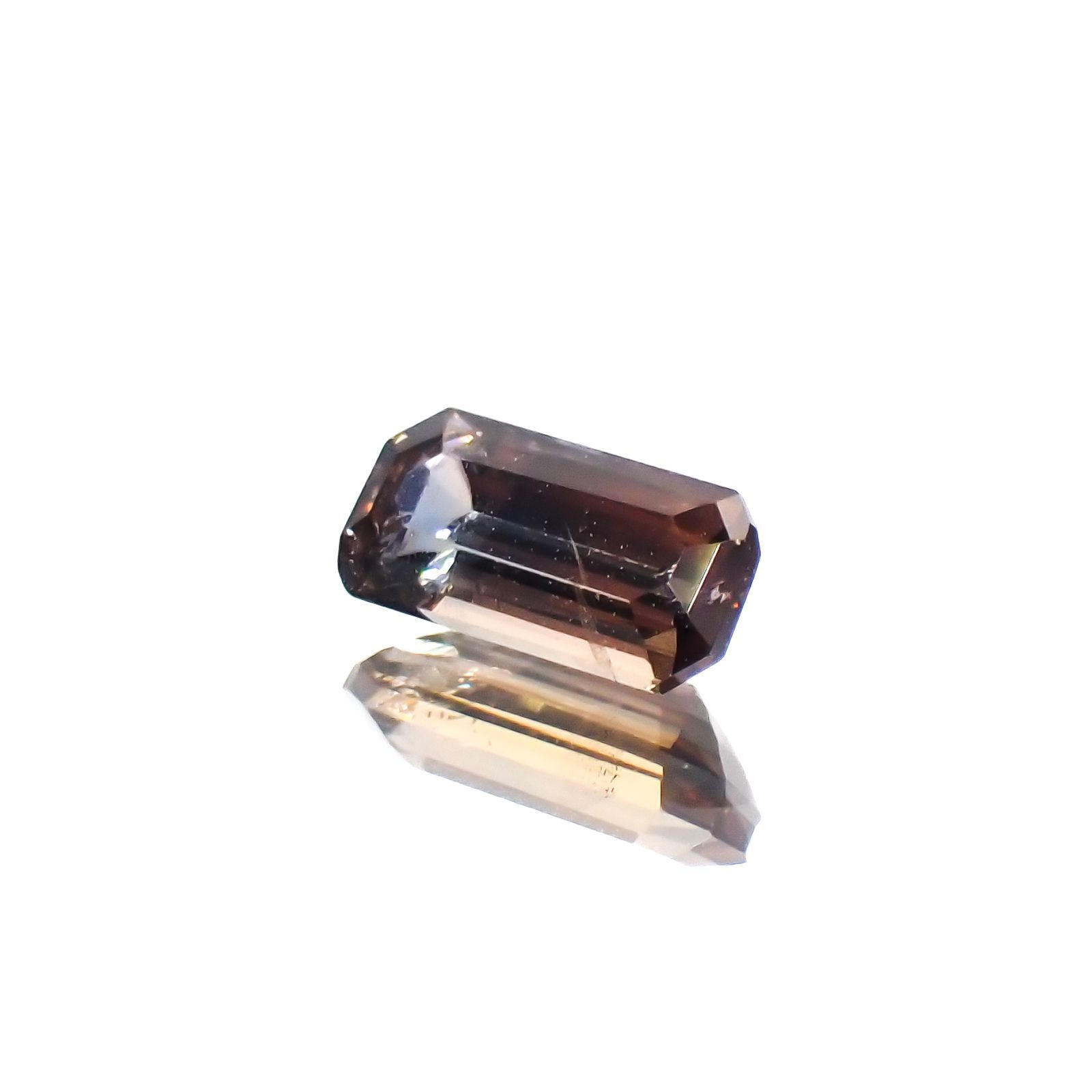 ブルーティント アキシナイト パキスタン産 0.36ct[230321061]5.9x2