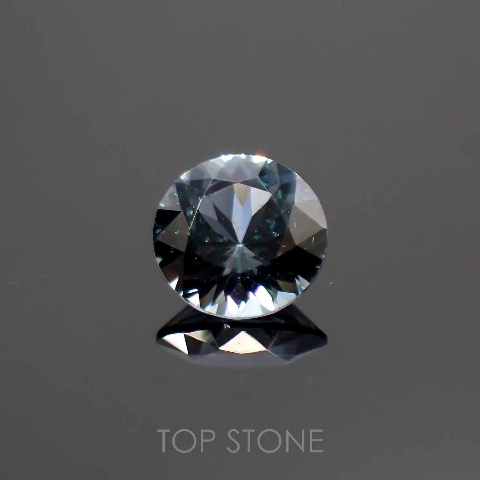 グレイッシュブルースピネル(宝石名スピネル) ビルマ産 0.26ct 識別済[211013479]4.1×4.1mm前後