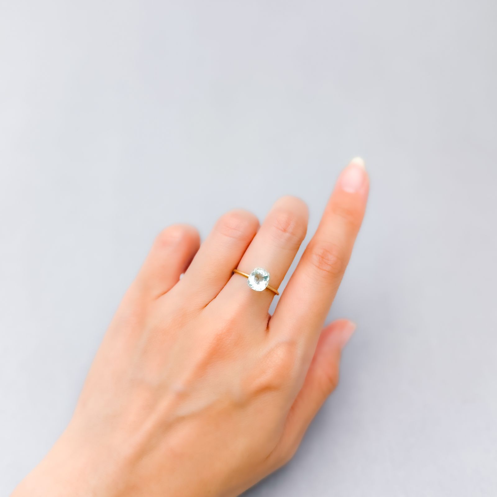 フローライト フルオレッセンス ジンバブエ産 1.85ct [250630513]7.7x6.9mm前後