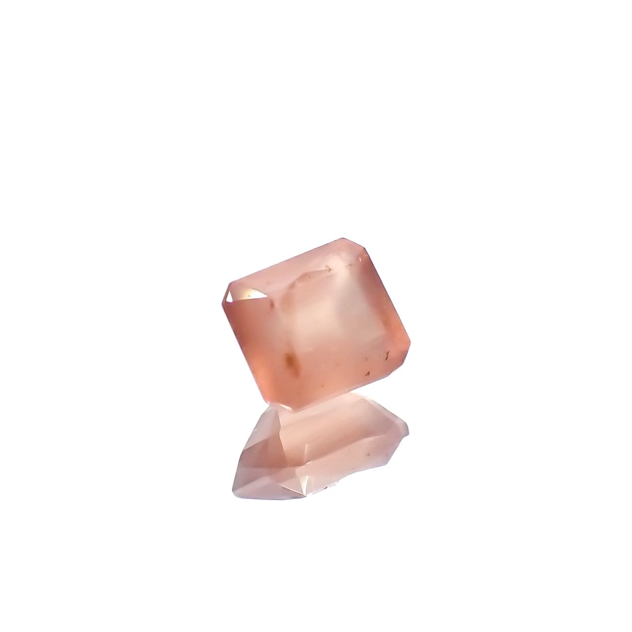 ロードクロサイト 日本・北海道産 0.43ct[240125345]4.2x3.7mm前後