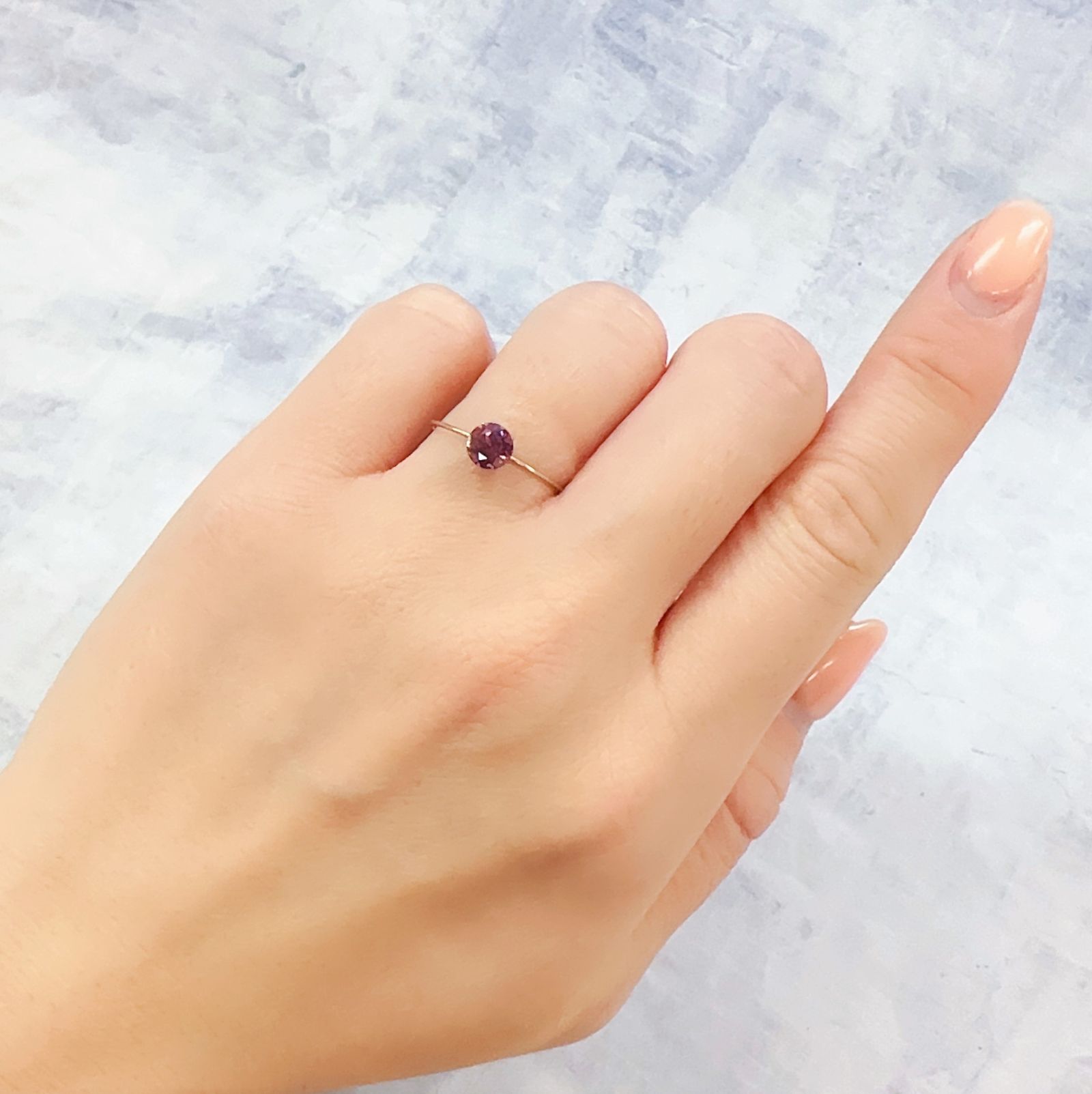 カラーシフトマラヤガーネット(宝石名ガーネット)タンザニア産 0.85ct 識別済[230120272]5.2x5.1mm前後