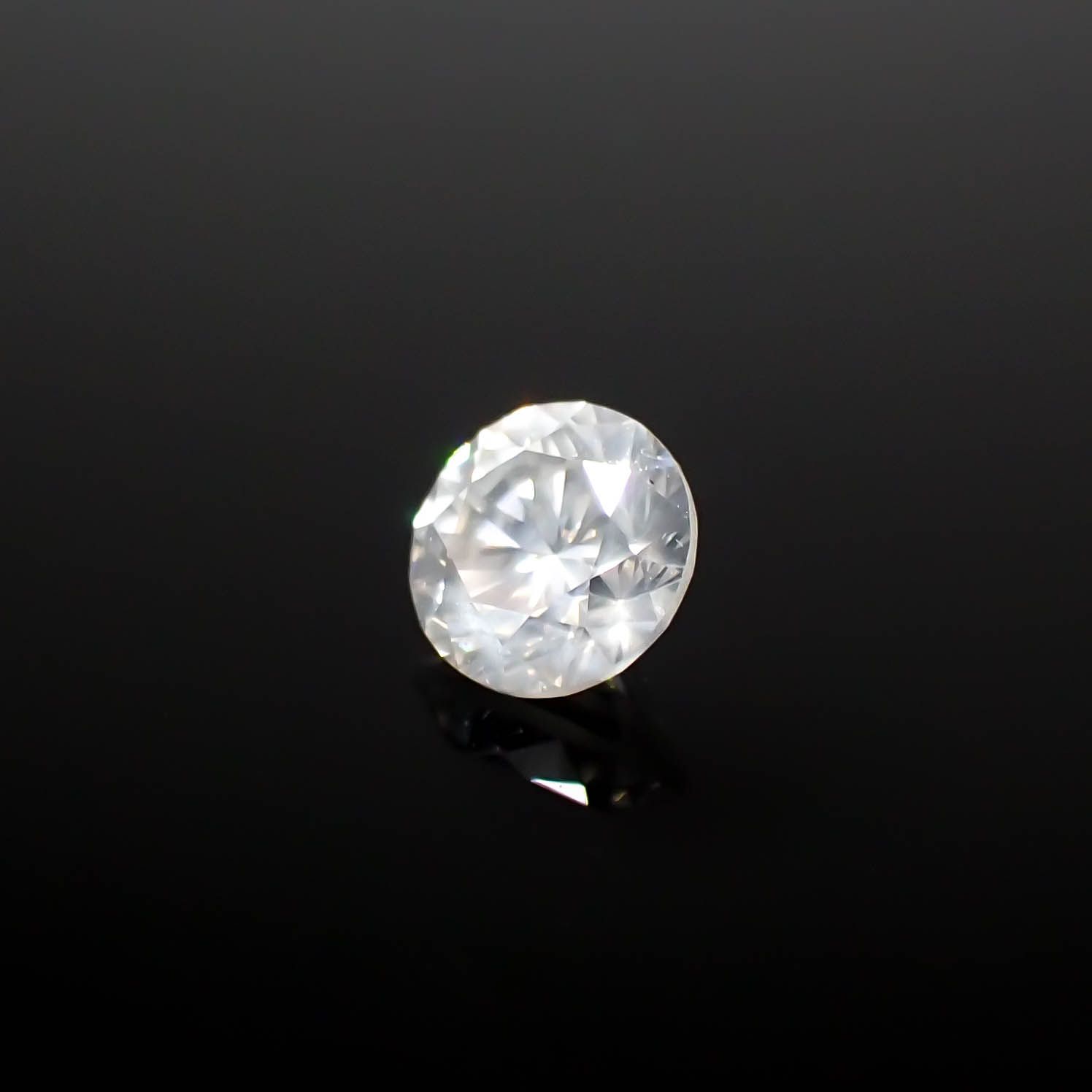 シルキーダイヤモンド 0.18ct[240326626]3.4x3.4mm前後