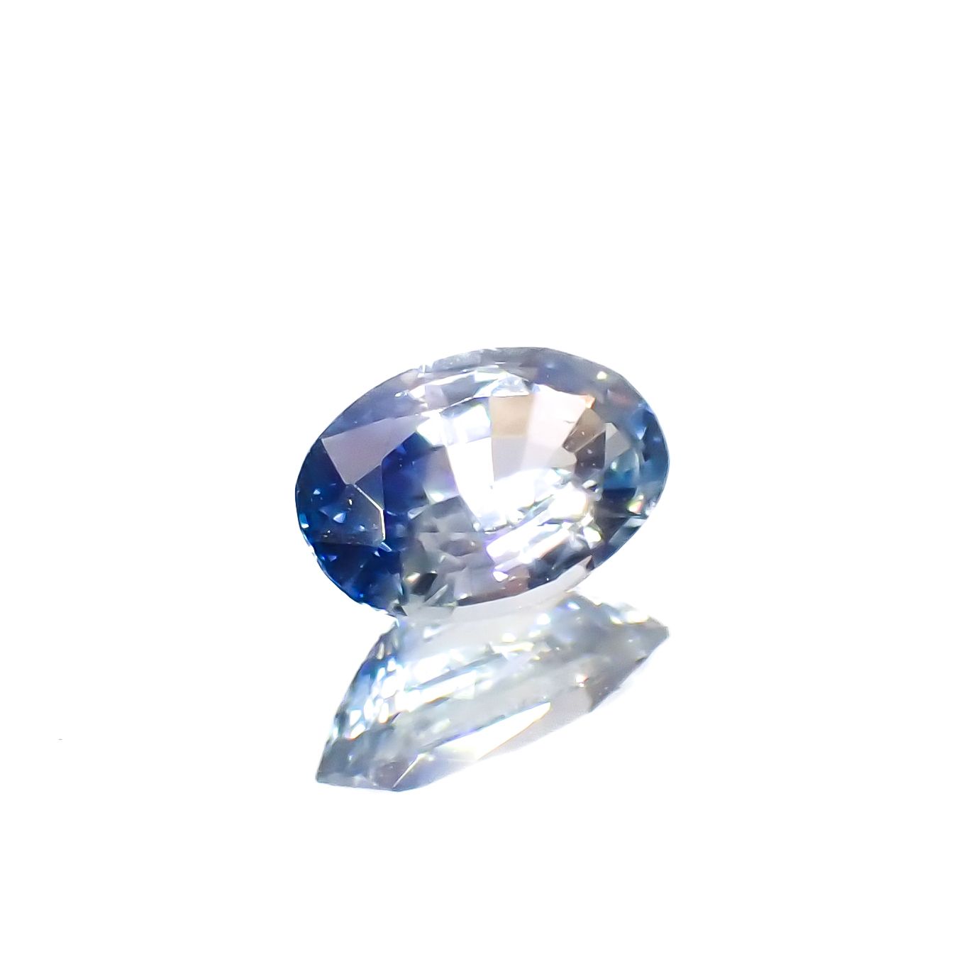 バイカラーサファイア スリランカ産 0.36ct[230823022]5.4x3.5mm前後