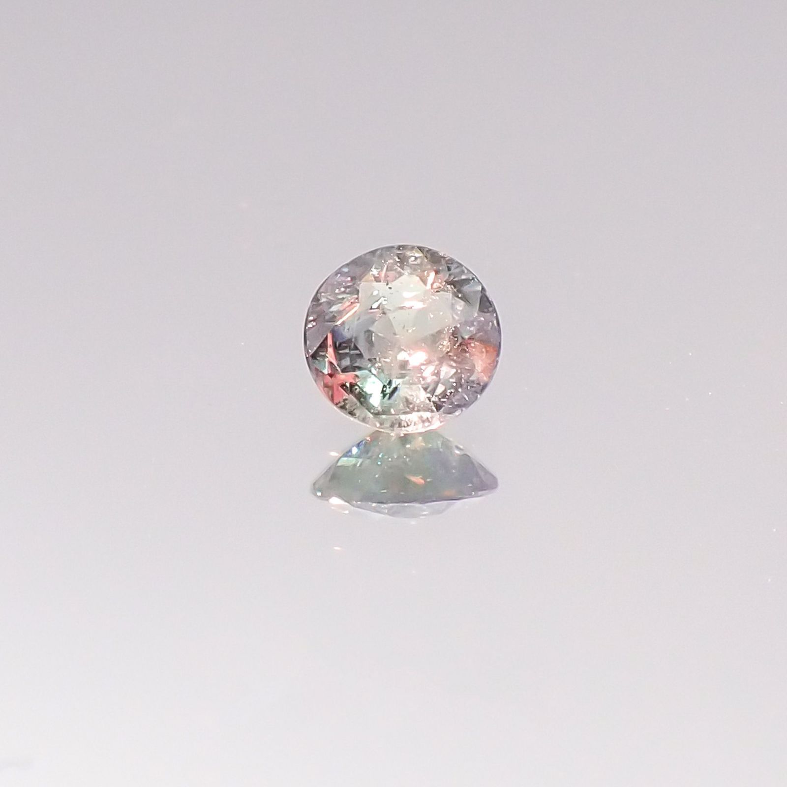 アレキサンドライト(宝石名アレキサンドライト) ブラジル産 0.15ct 識別済[20095536]3.4×3.3mm前後