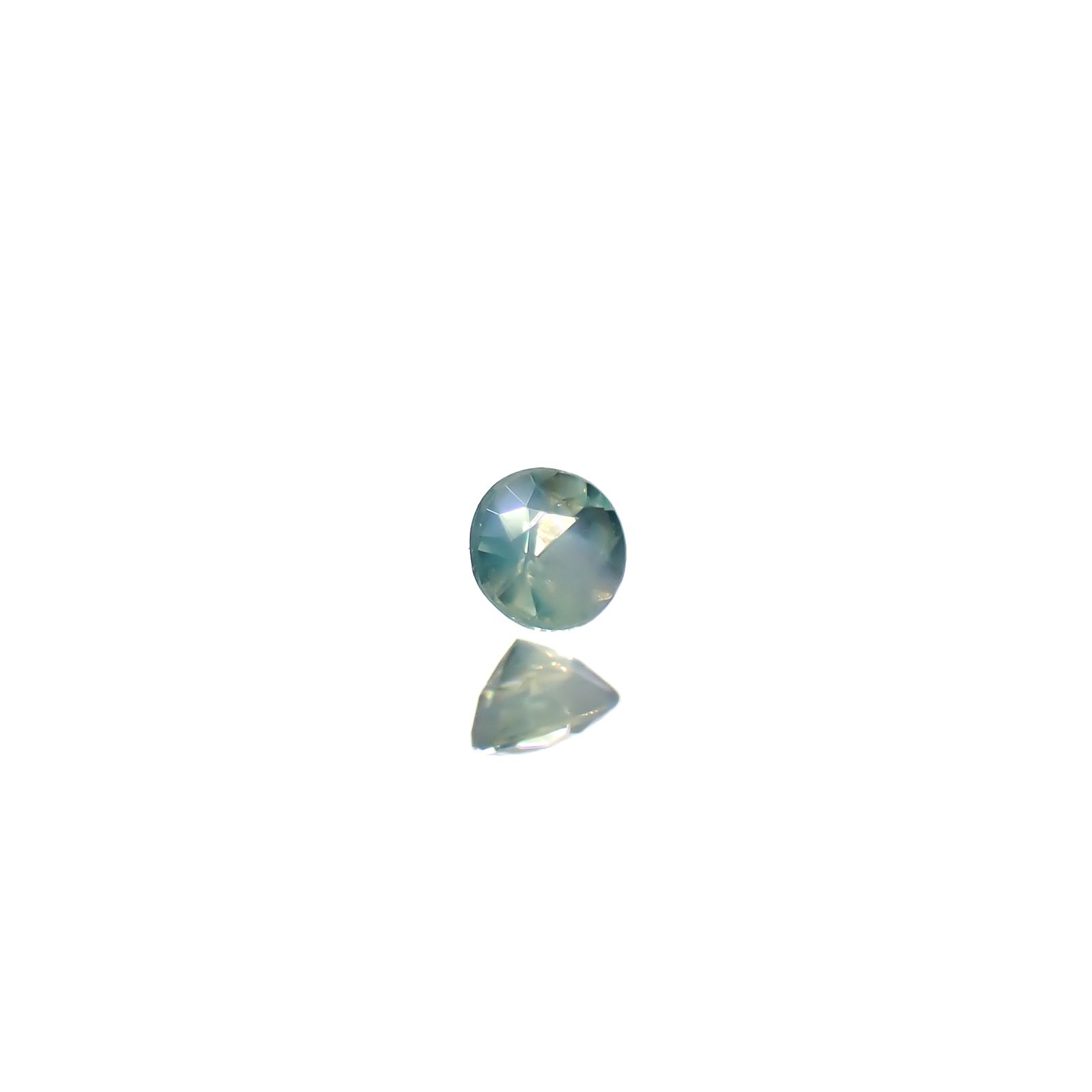 アレキサンドライトキャッツアイ ブラジル産/EmeraldMains社製 0.045ct[240527596]2.1x2.1mm前後