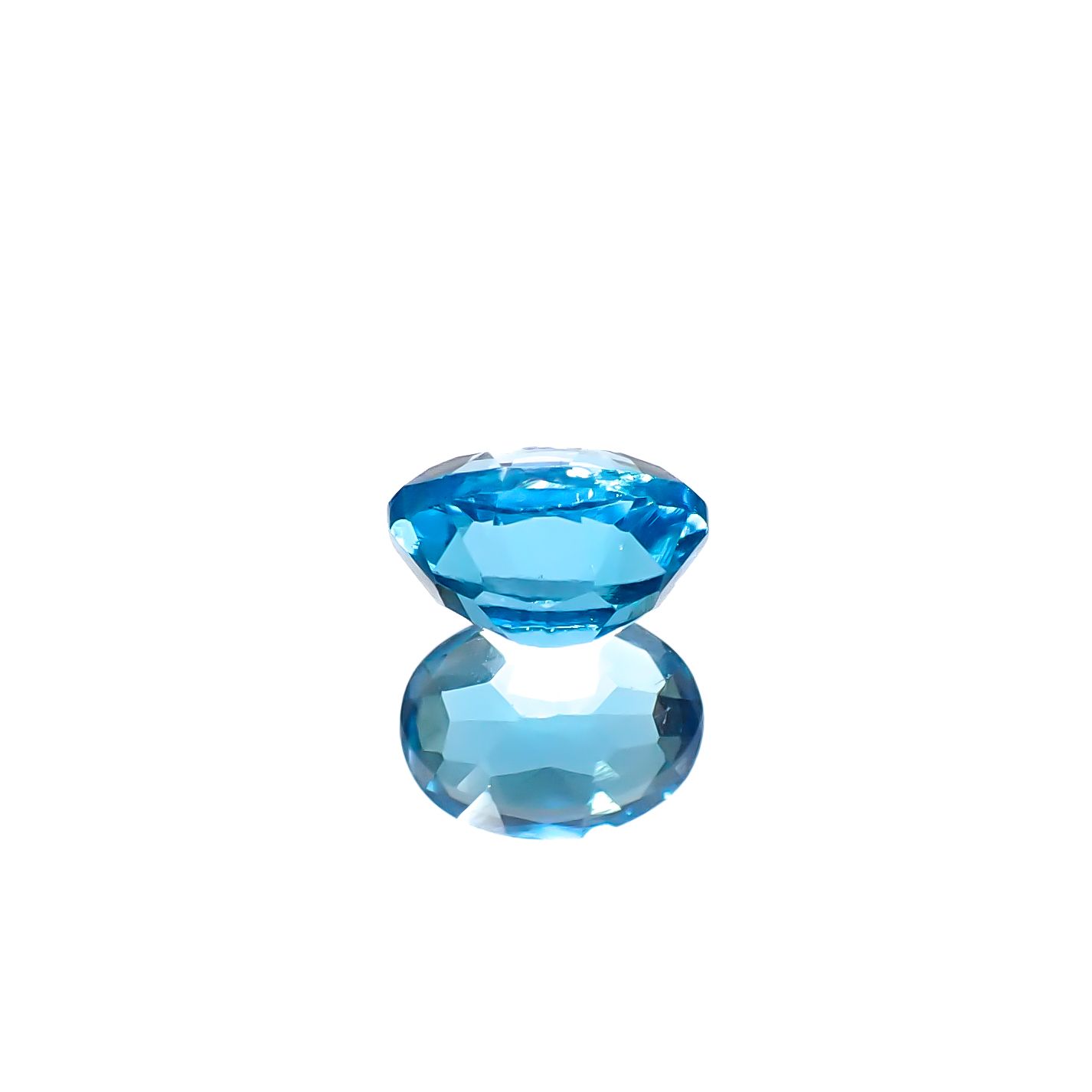 ロンドンブルートパーズ ブラジル産 1.82ct[240326796]8.8x6.2mm