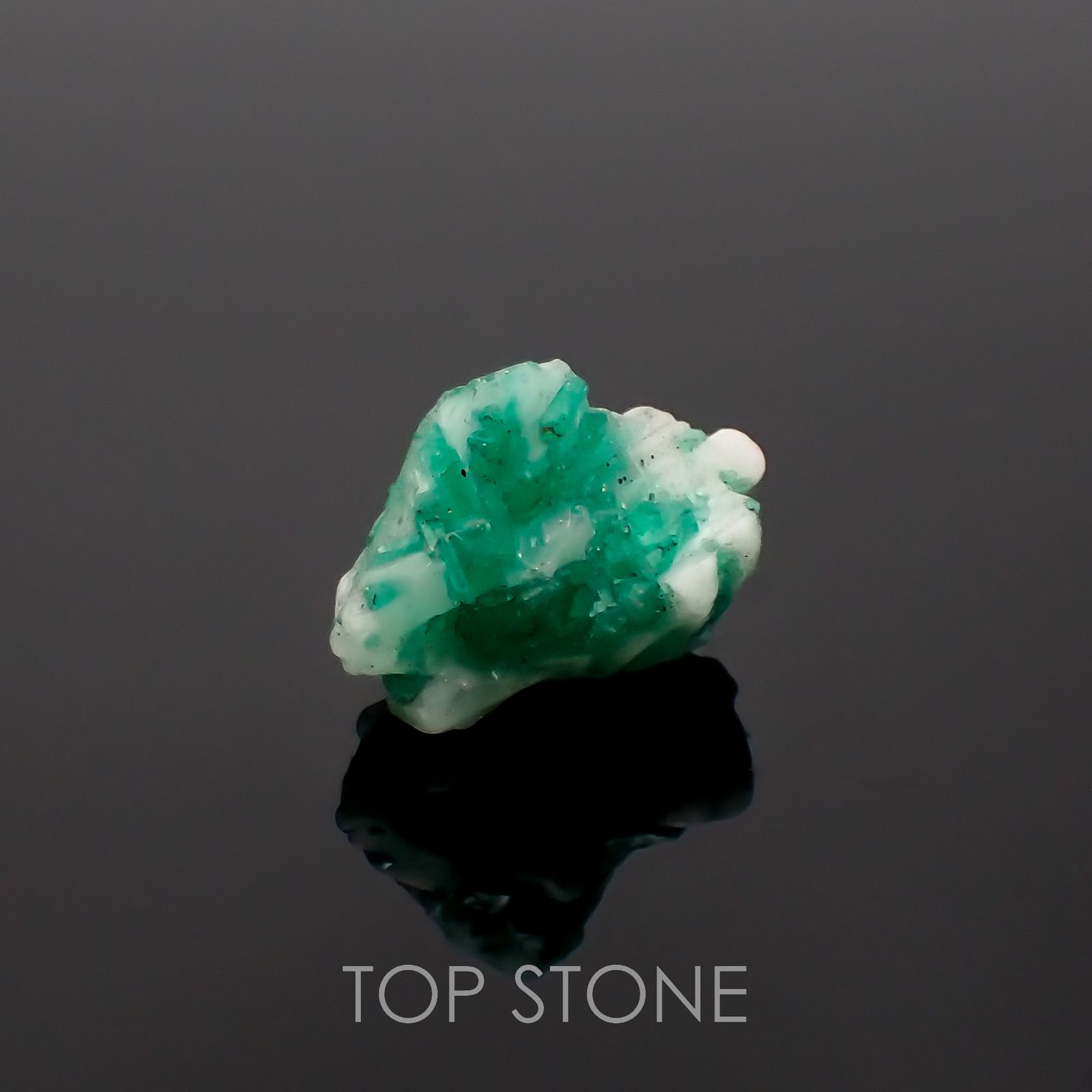 エメラルド原石 コロンビア産 5.53ct[221219656]15.2x11mm前後