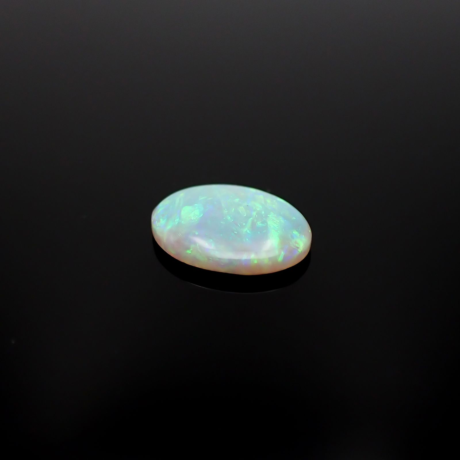 オパール オーストラリア産 0.93ct[230321150]9.8x7.9mm前後