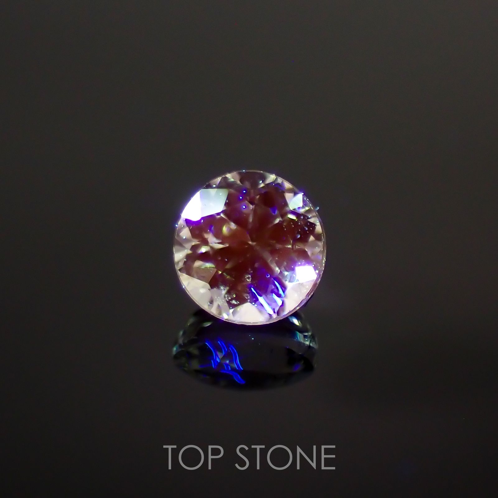 リューコガーネット(宝石名ホワイト グロッシュラー・ガーネット)ビルマ産 0.14ct 識別済[220115437]2.8x2.8mm前後
