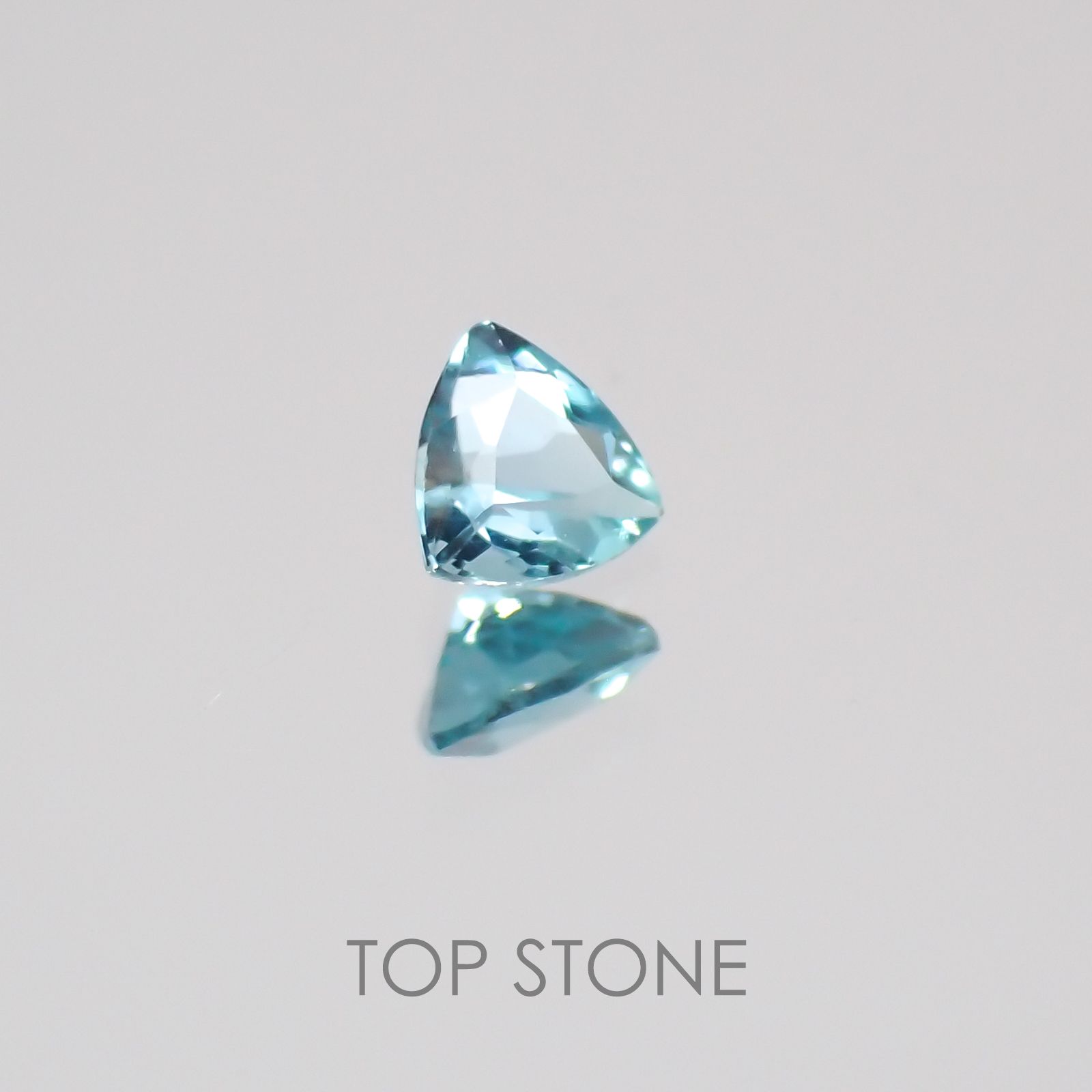 グランディディエライト マダガスカル産 ルース 0.07ct[21069851]2.6×2.6mm前後