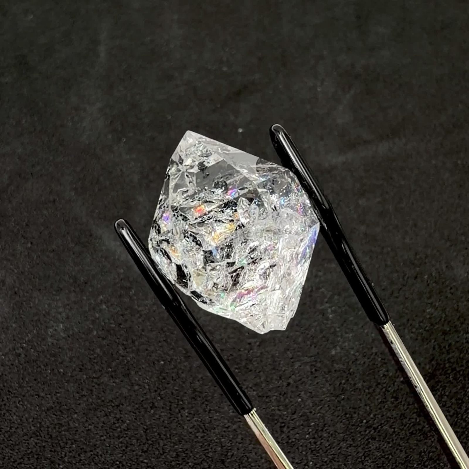 ハーキマーダイヤモンド 原石 アメリカ・ニューヨーク州産 32.09ct