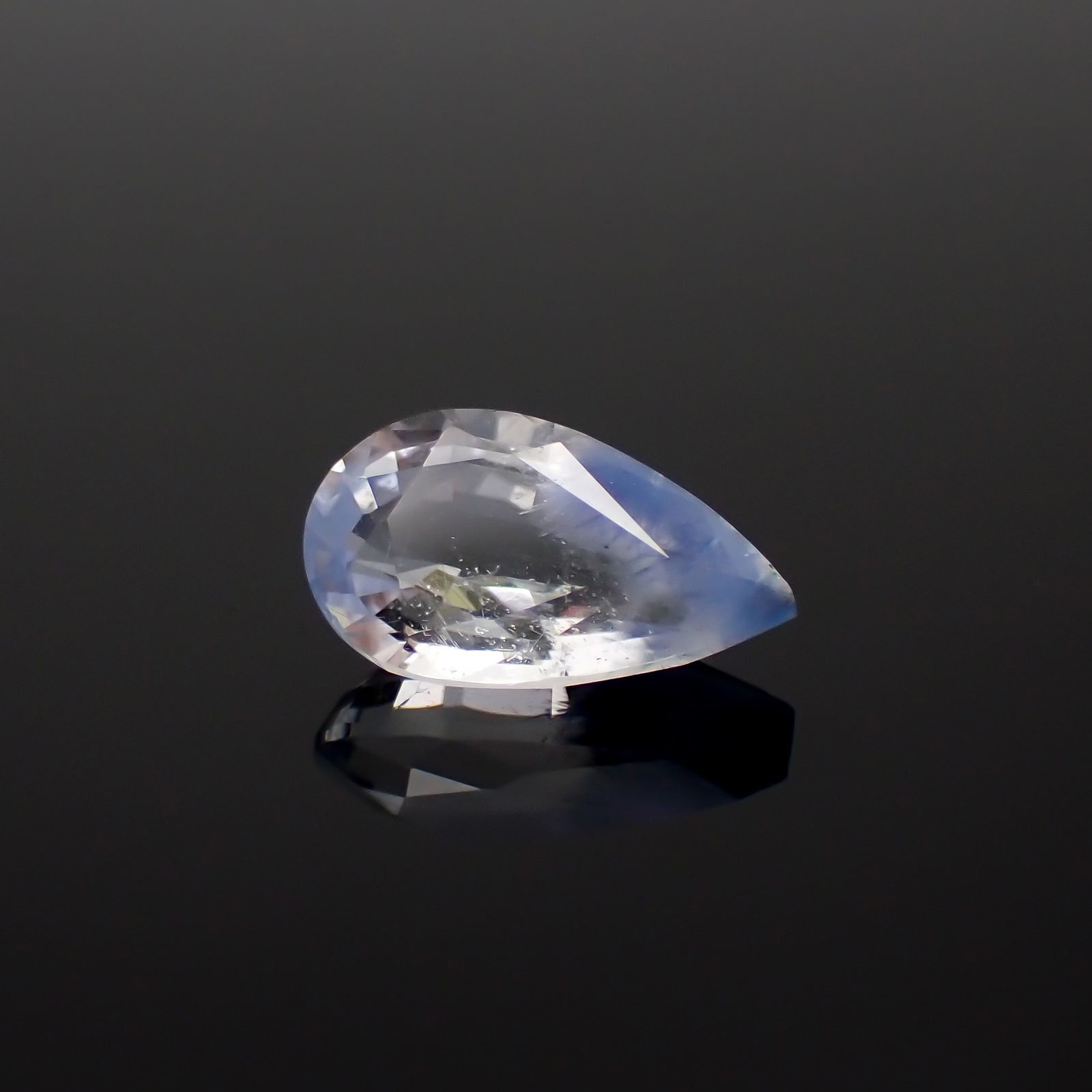 デュモルチェライトインクォーツ ブラジル産 1.50ct[231023583]10.2x6mm前後