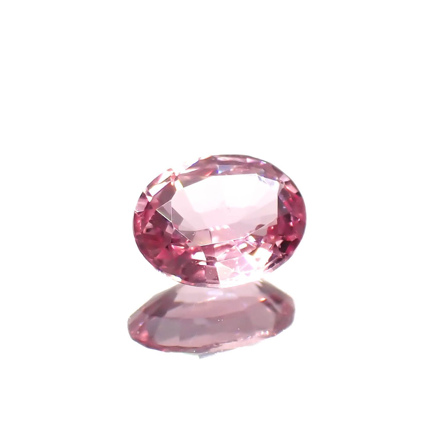 パパラチャサファイア(宝石名サファイア/別名パパラチャ・サファイア)スリランカ産 0.274ct DGL鑑付[230119733]4.3x3.57mm前後