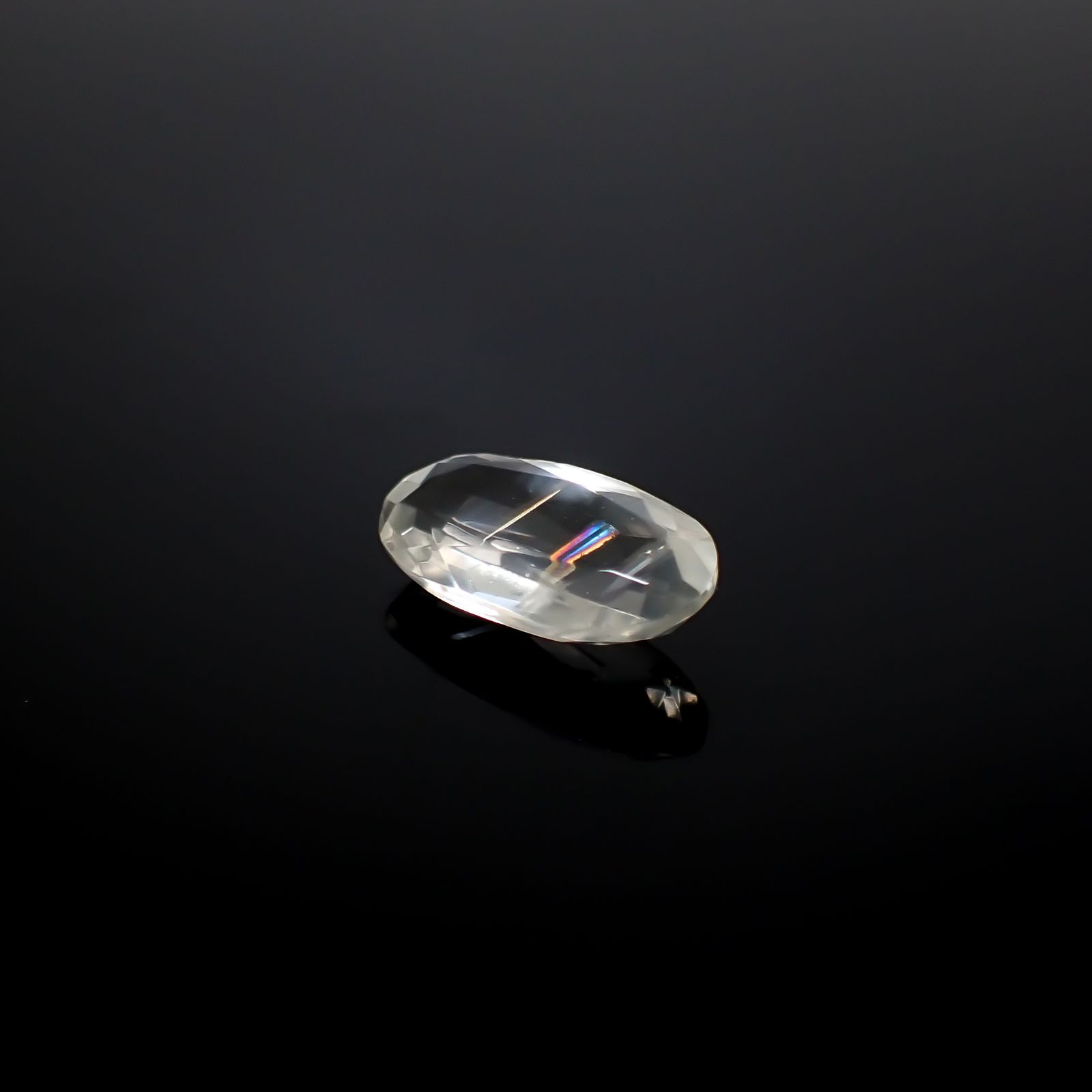 マラウイムーンストーン マラウイ共和国産 3.15ct / 14x7.3mm前後 [260331827]