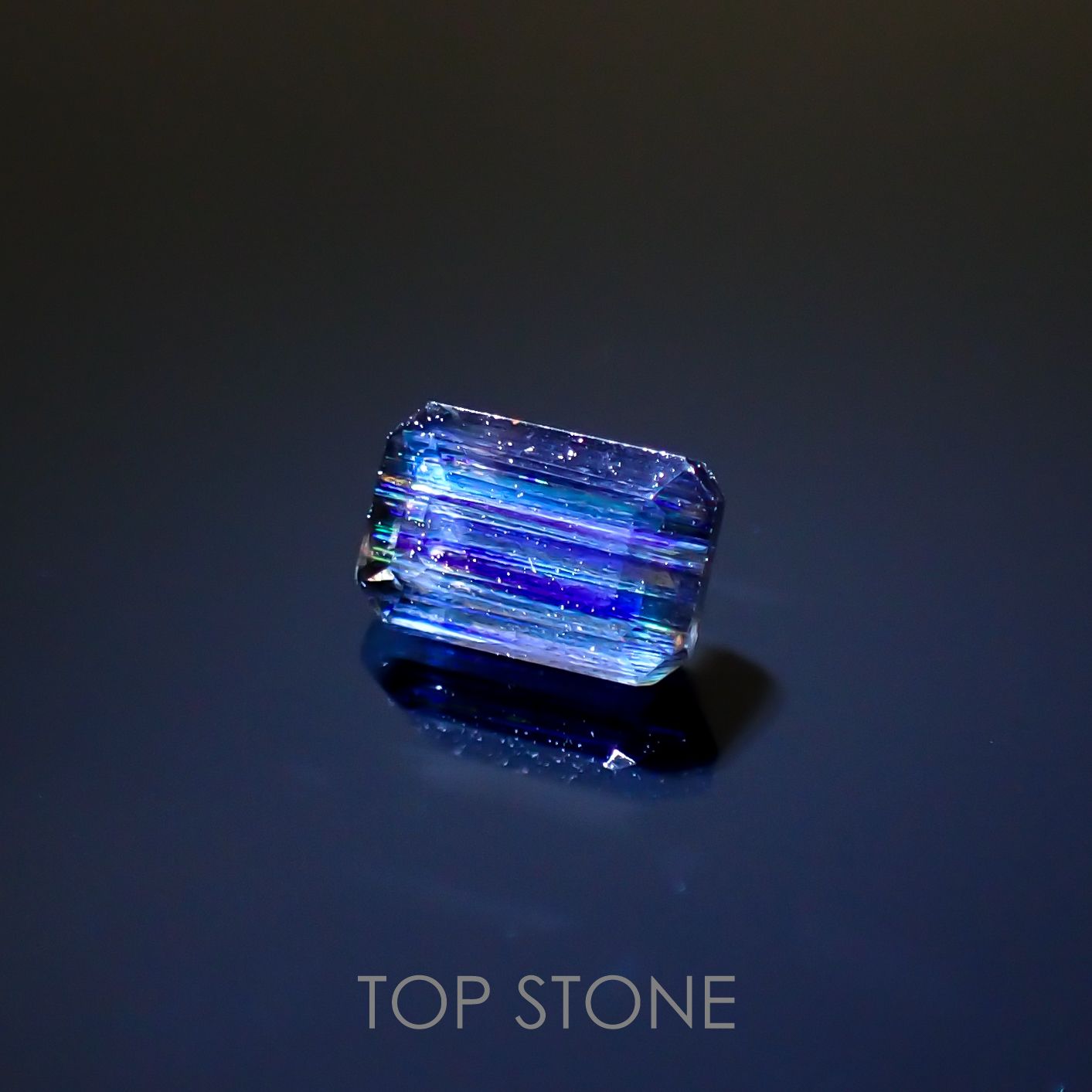 レインボースキャポライト ブラジル産 ルース 0.59ct[210711529]5.9×3.7mm前後