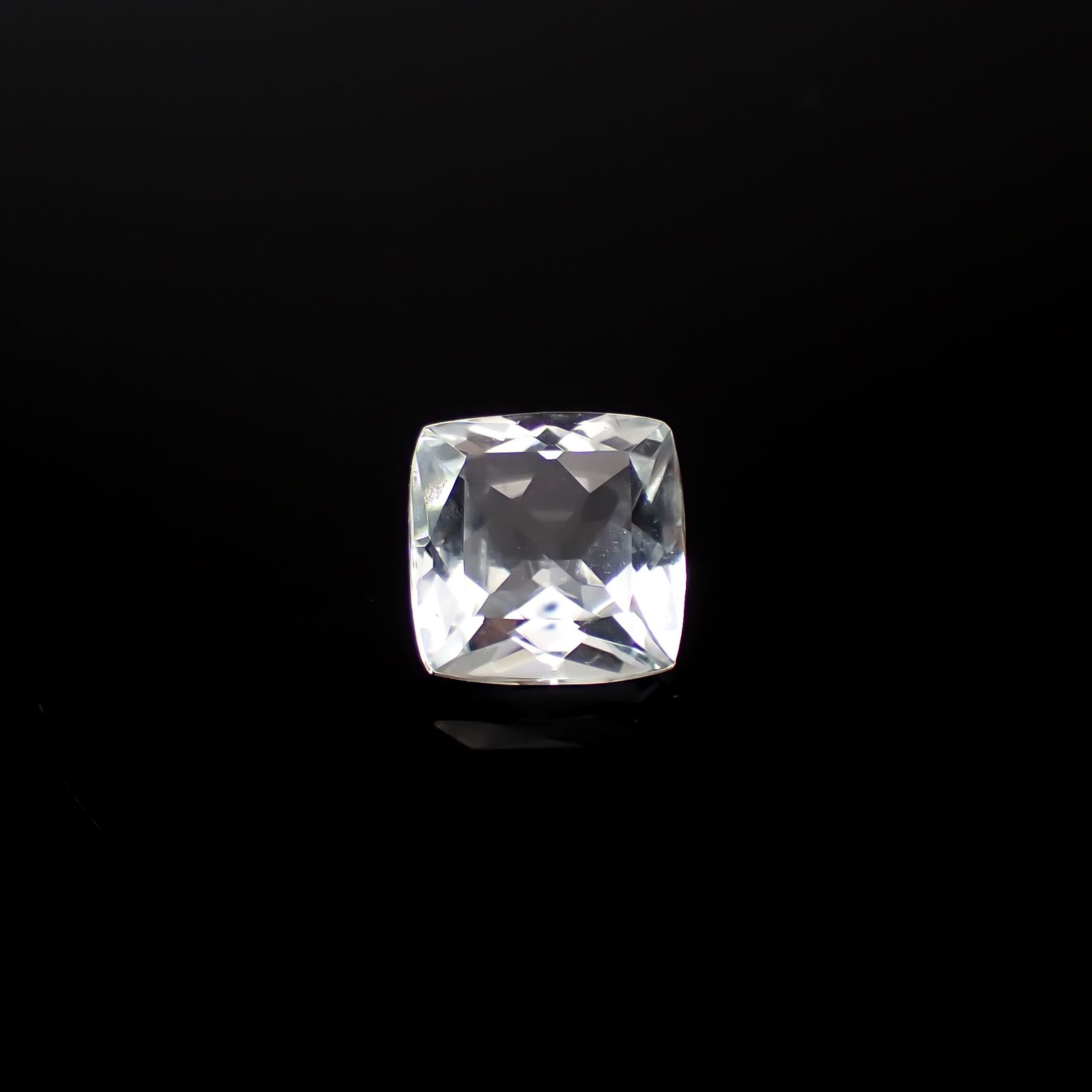 ゴッシェナイト パキスタン・ヒマラヤ産 1.25ct[240527458]7x7mm前後