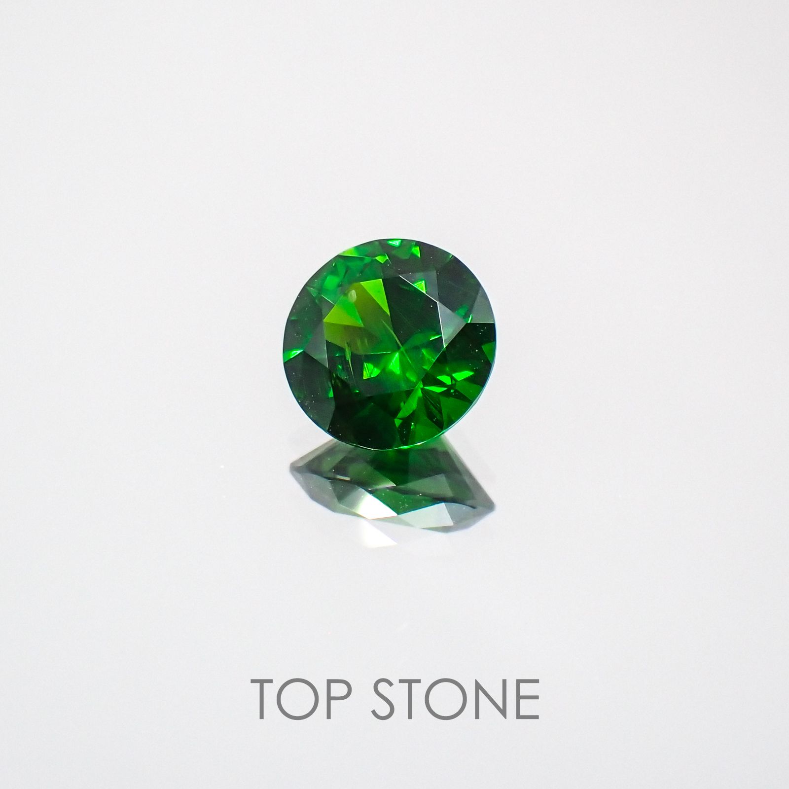 デマントイドガーネット(宝石名デマントイド・ガーネット) ロシア産 0.986ct ソ付(彩珠)[210310254]6.1×6.1mm前後