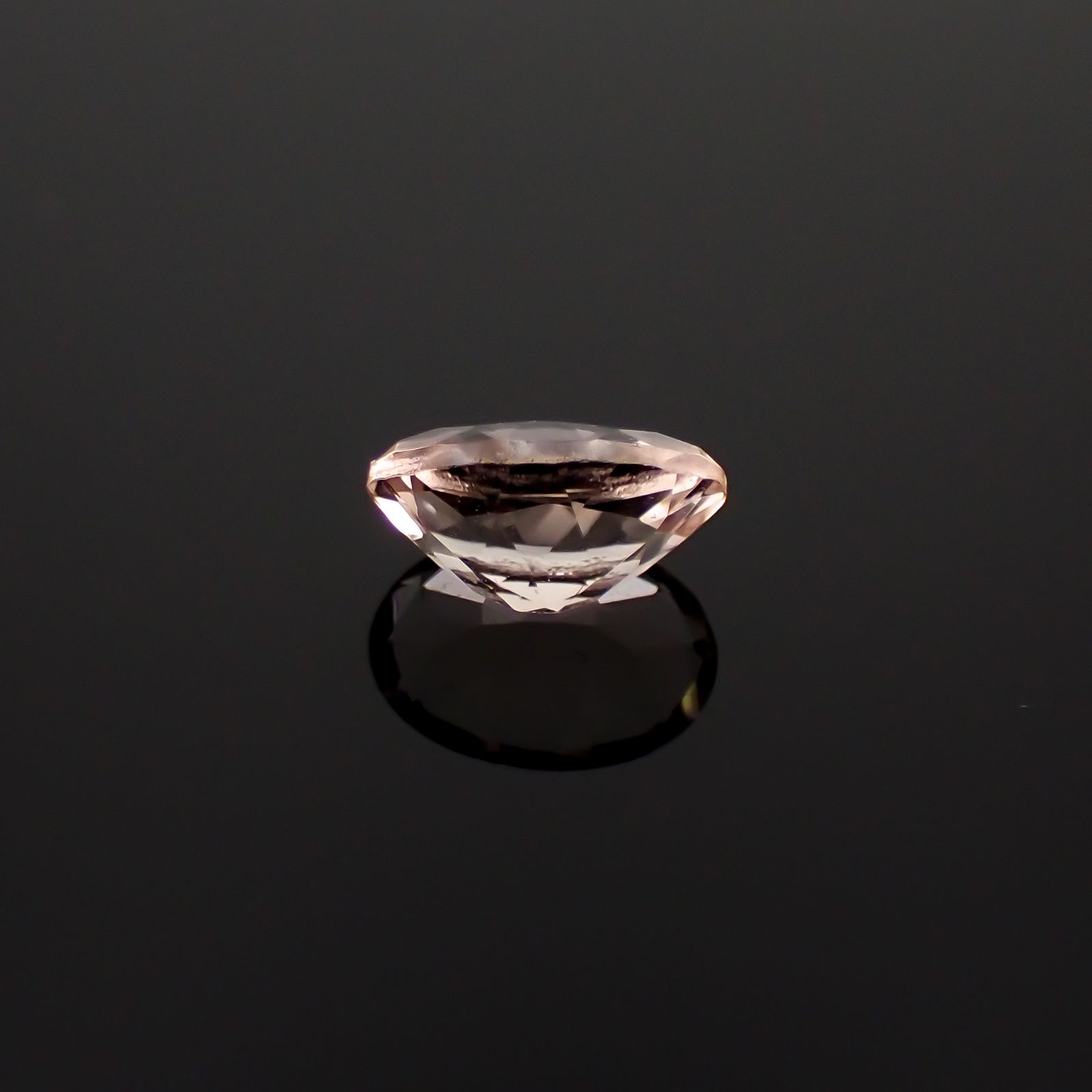 モルガナイト(宝石名モルガナイト)ナイジェリア産 0.73ct 識別済[230321164]7.2x4.9mm前後