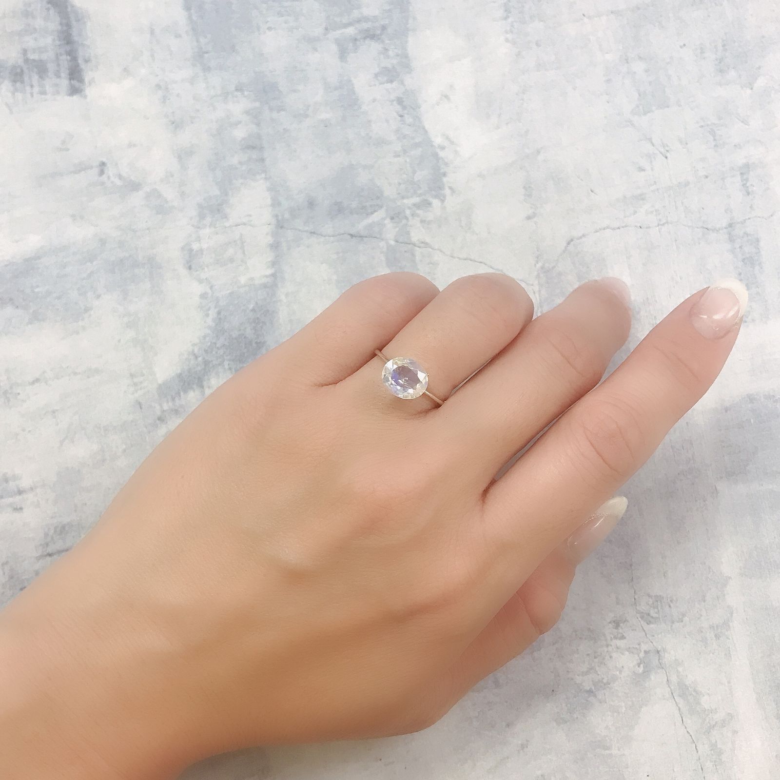 レインボームーンストーン(宝石名ラブラドライト)タンザニア産 1.33ct 識別済[220717204]8.9x7.5mm前後