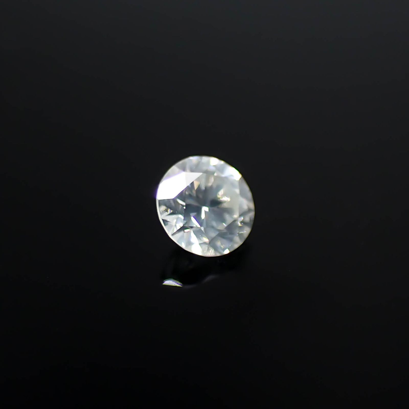 シルキーダイヤモンド 0.089ct [250730770]2.8x2.8mm前後