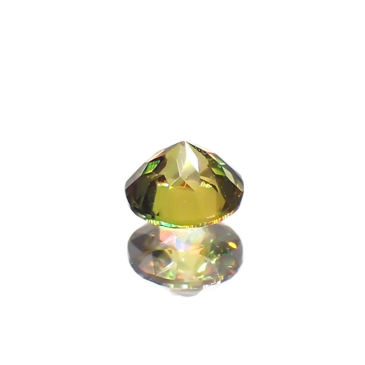 カラーチェンジスフェーン パキスタン産 0.21ct[230522188]3.6x3.5mm前後