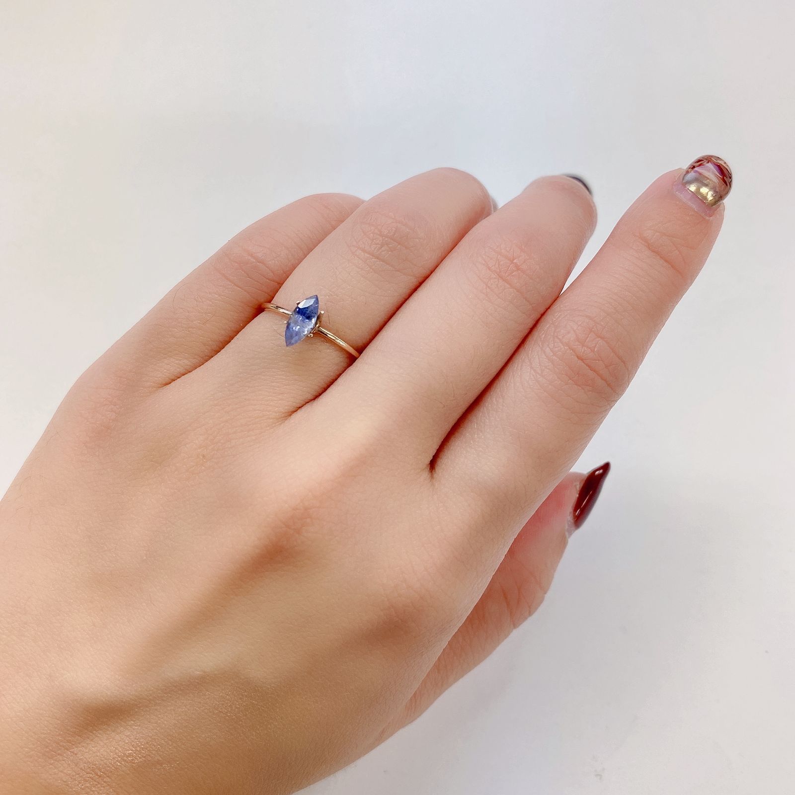 ジェレメジェバイト(宝石名エレメージェバイト)ナミビア産 0.452ct ソ付(彩珠)[230823132]8.4x3.4mm前後