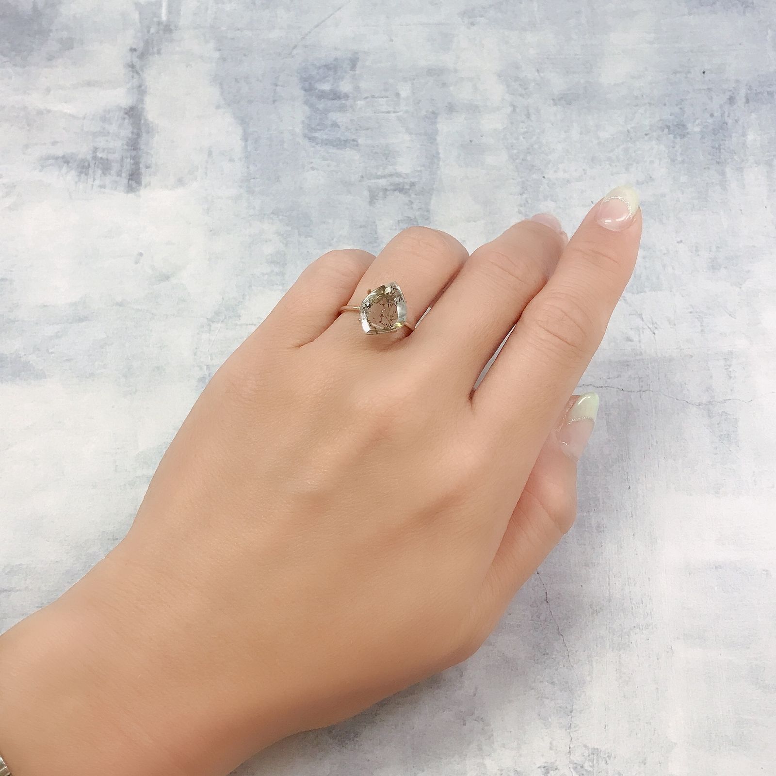 デンドリチッククォーツ ブラジル産 3.95ct[220817334]13.3x10.2mm前後