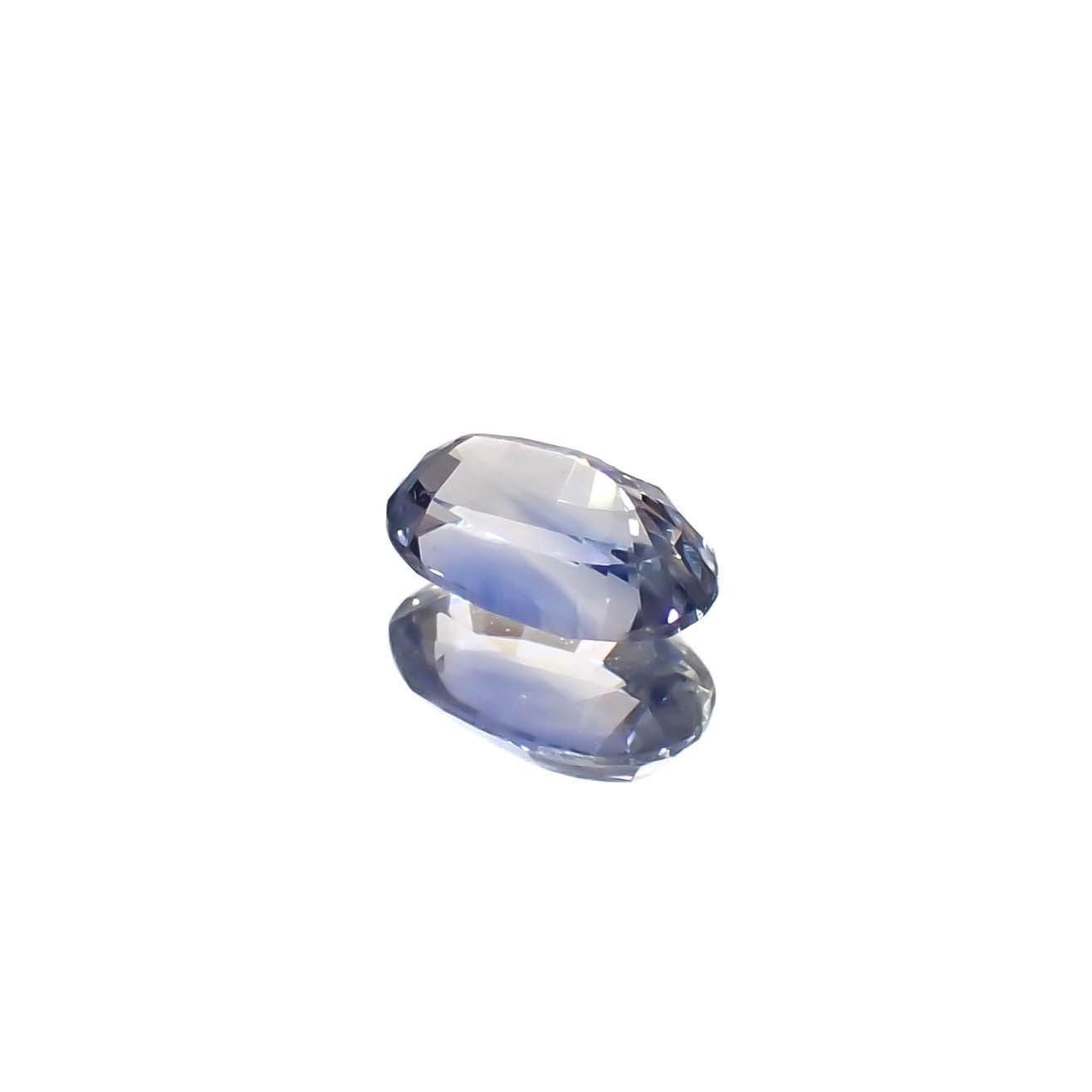 アイスブルーサファイア スリランカ産 0.53ct[230722690]5.9x3.7mm前後