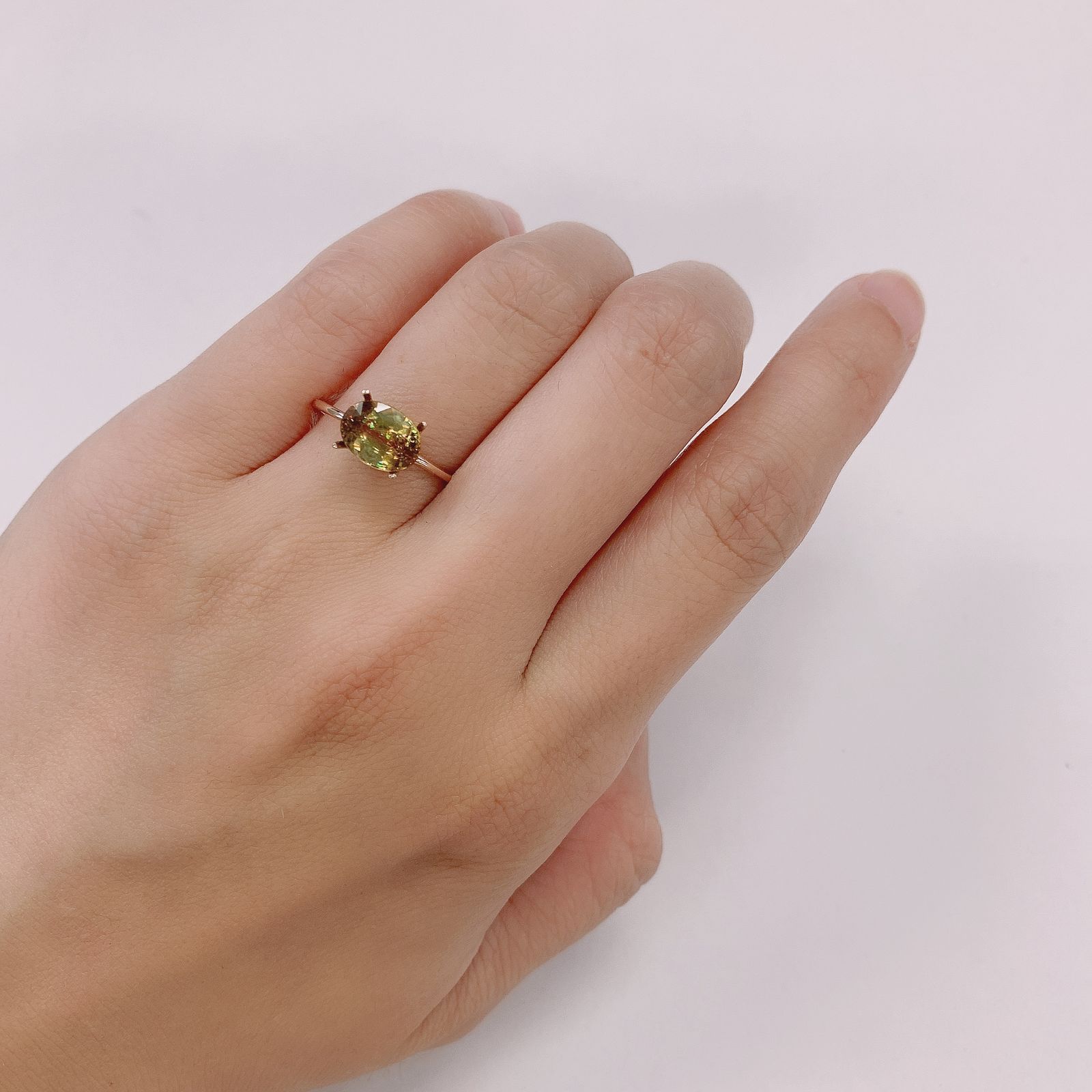 ゴールデンスフェーン(宝石名スフェーン) マダガスカル産 1.63ct 識別済[210812762]8.1×6mm前後