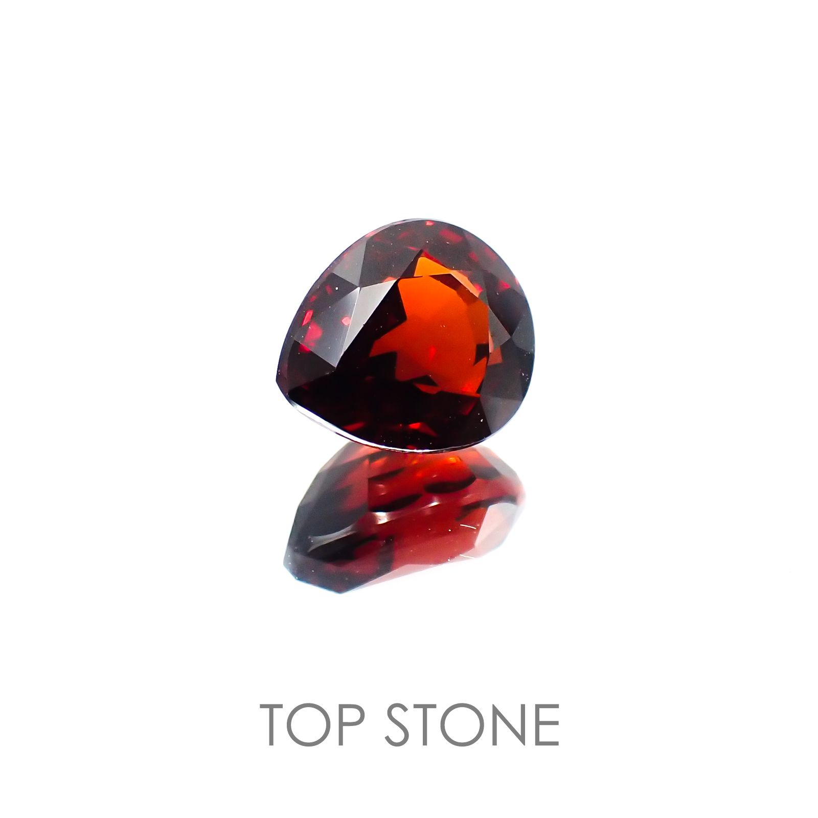 アルマンディンスペサルティンガーネット(宝石名アルマンディン スペサルティン・ガーネット) マダガスカル産 2.516ct ソ付(彩珠)[21018106]8.1×6.9mm前後