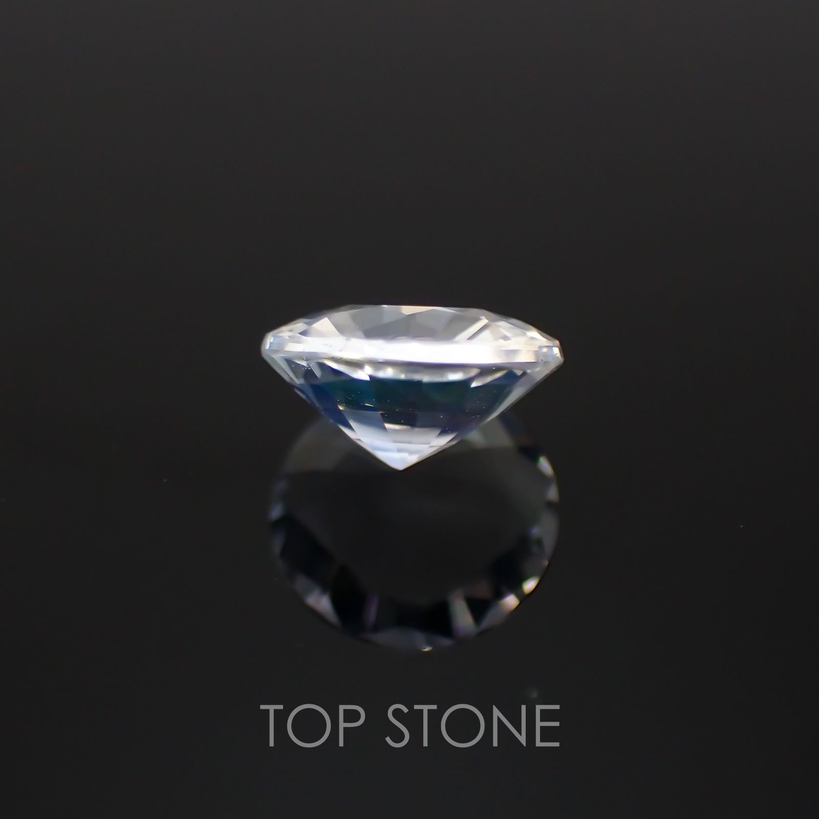レインボームーンストーン(アンデシンラブラドライト) マダガスカル産 ルース 0.91ct[210310121]6.9×6.9mm前後