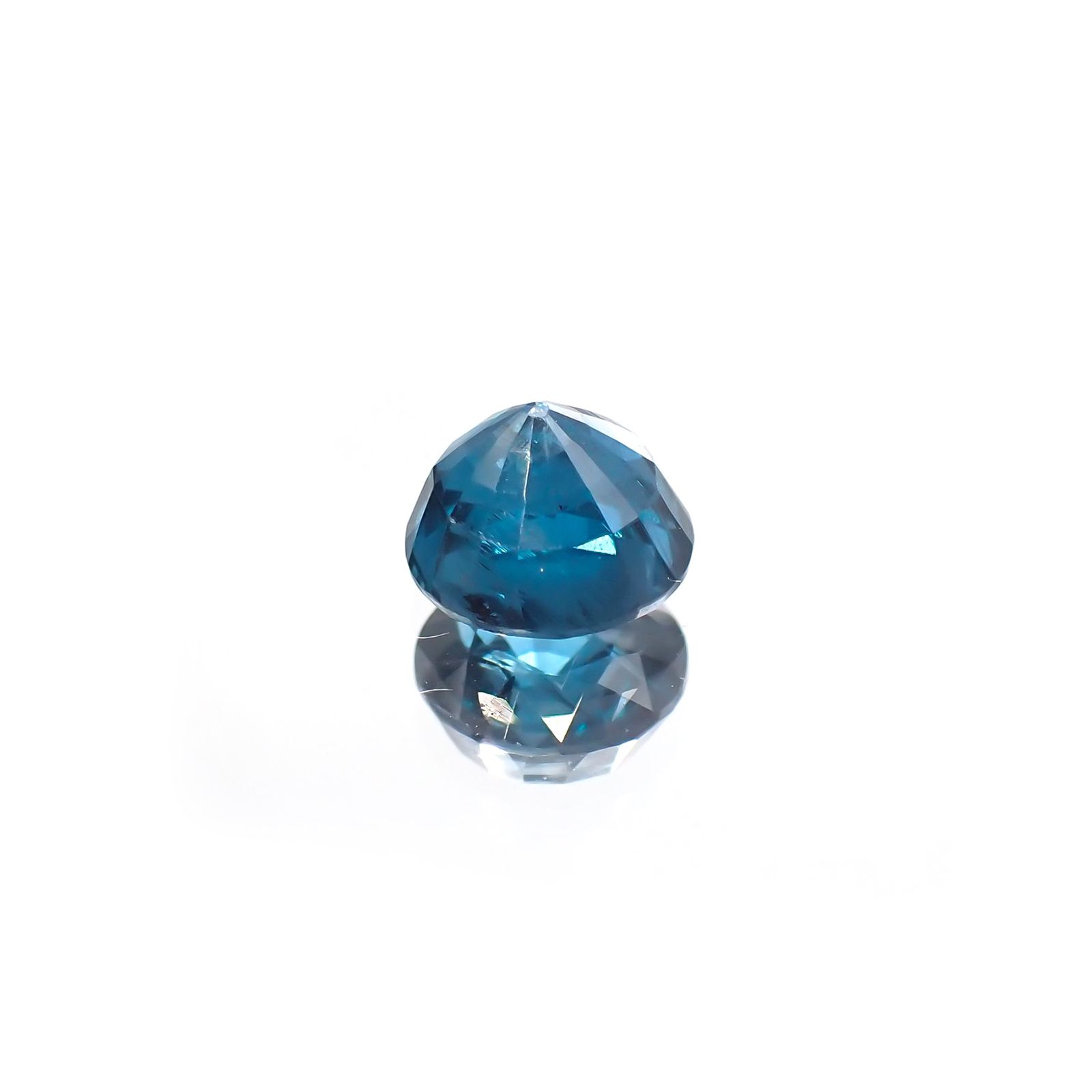 オーシャンブルーカイヤナイト(宝石名カイヤナイト) インド・オリッサ州産 2.06ct 識別済[210912370]7×7mm前後