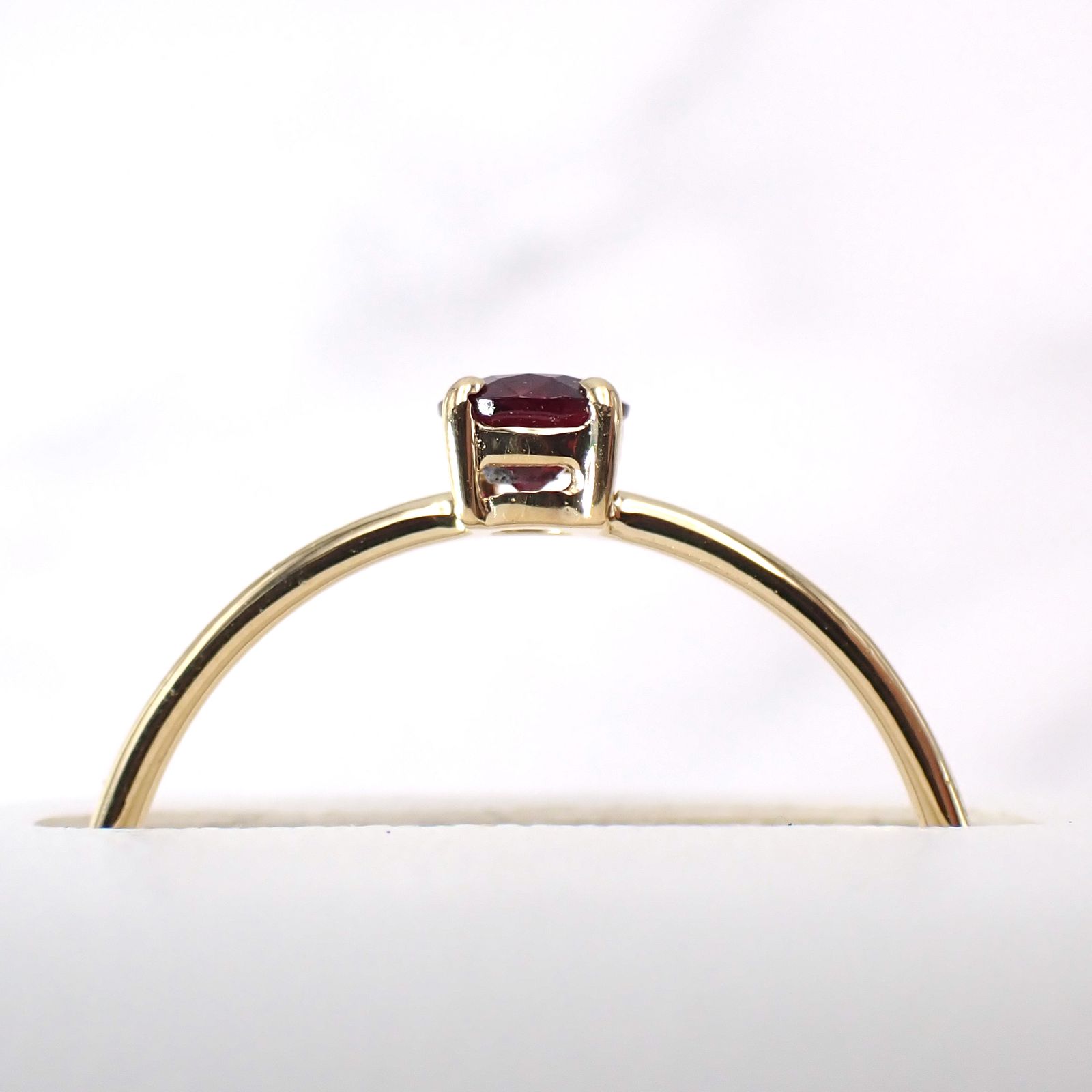 リング空枠：石留め▶アントヒルガーネット（お客様製作例）