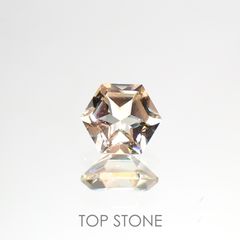 ◇ヘキサゴンカット◇オレゴンサンストーンSA(宝石名ラブラドライト) アメリカ・オレゴン州産 0.49ct 識別済[21019535]5.1×5.1mm前後