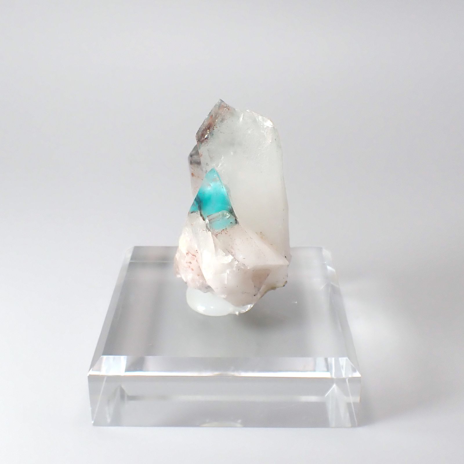 アホイトインクォーツ原石 南アフリカ・メッシーナ鉱山産 アクリル台座付き 378.48ct(75.69g) / 40.5x36.6x59.7mm前後 [260532293]