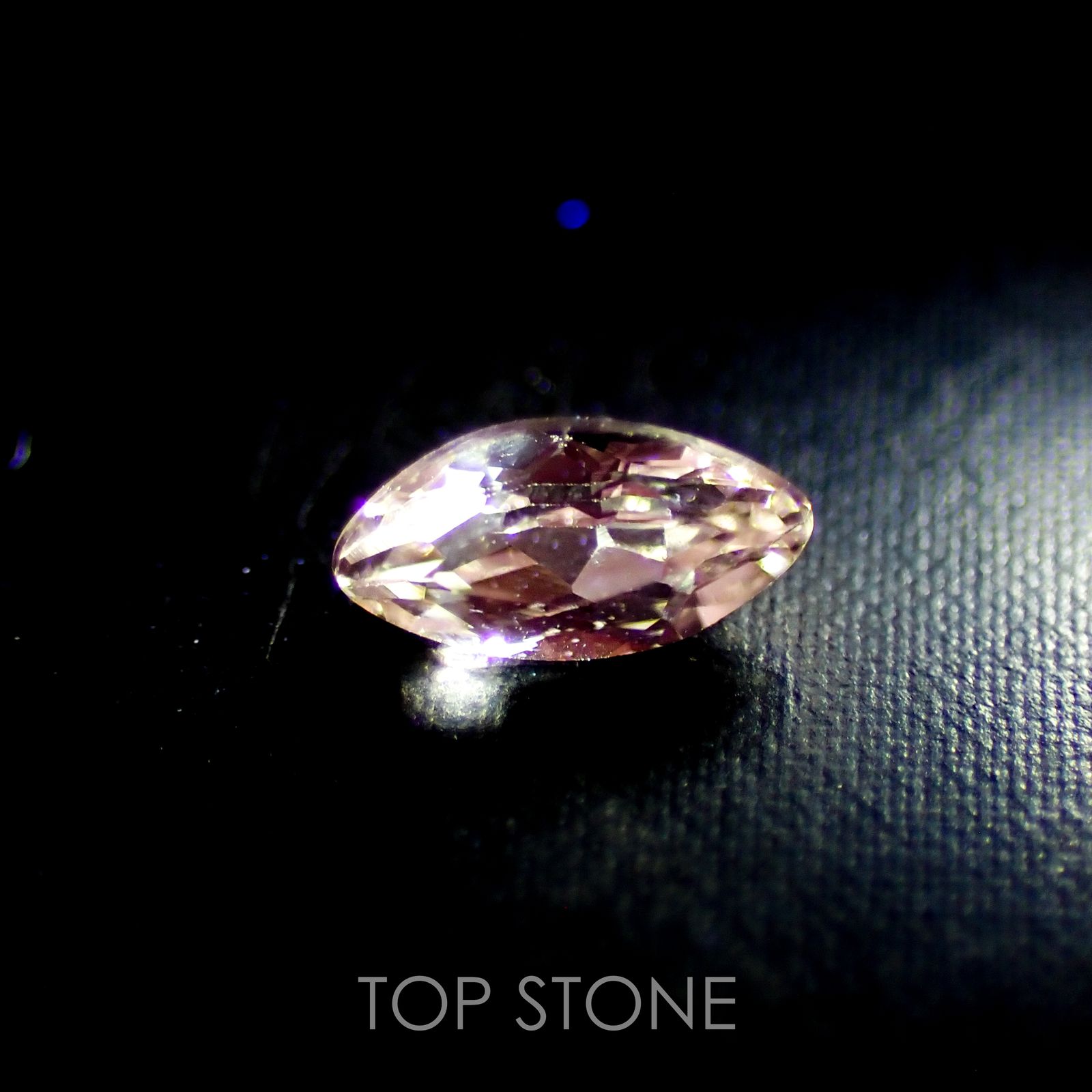 リューコガーネット ビルマ産 ルース 0.21ct[210510768]5×2.1mm前後