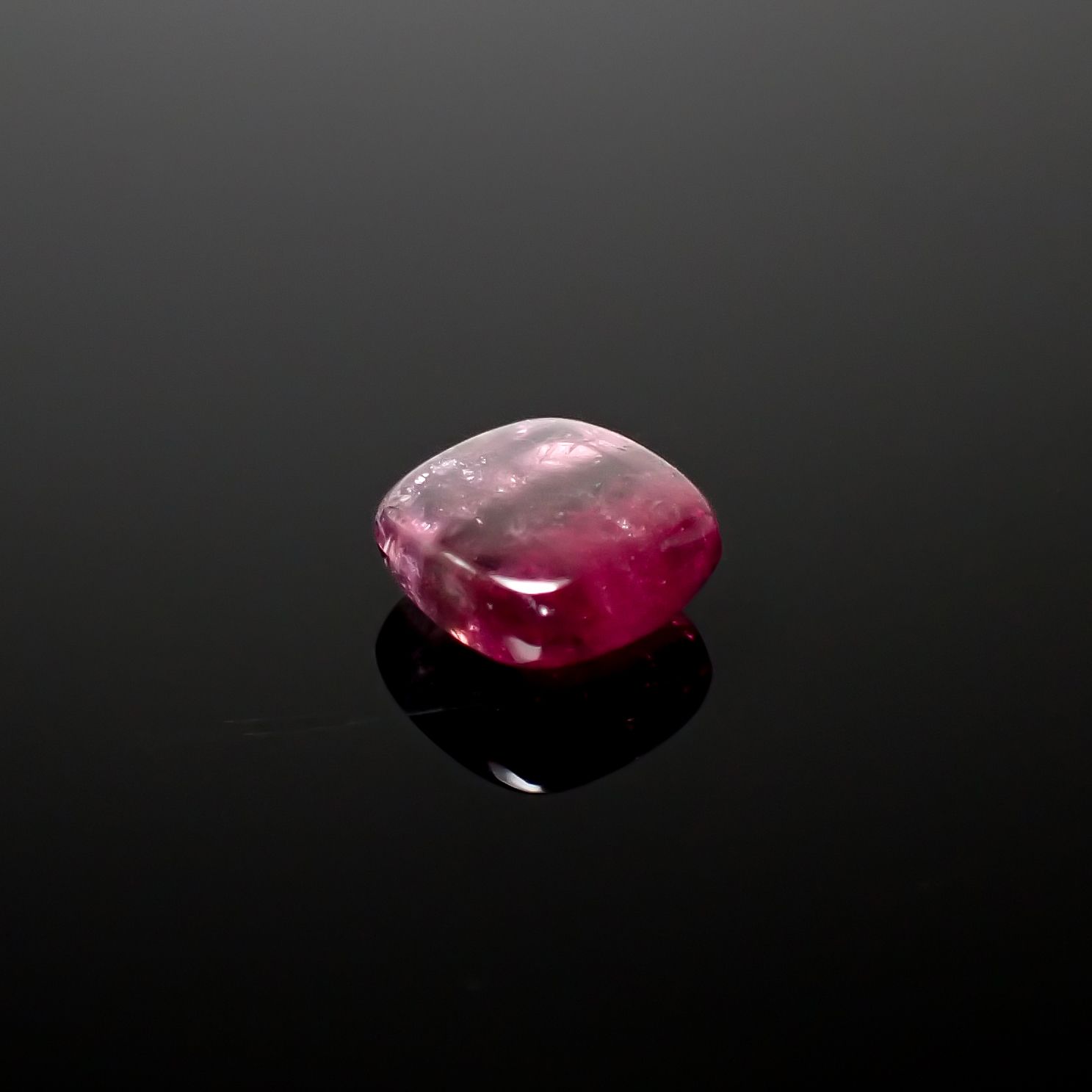 バイカラートルマリン ミャンマー・モゴック産 1.94ct[240929149]7.1x7.1mm前後